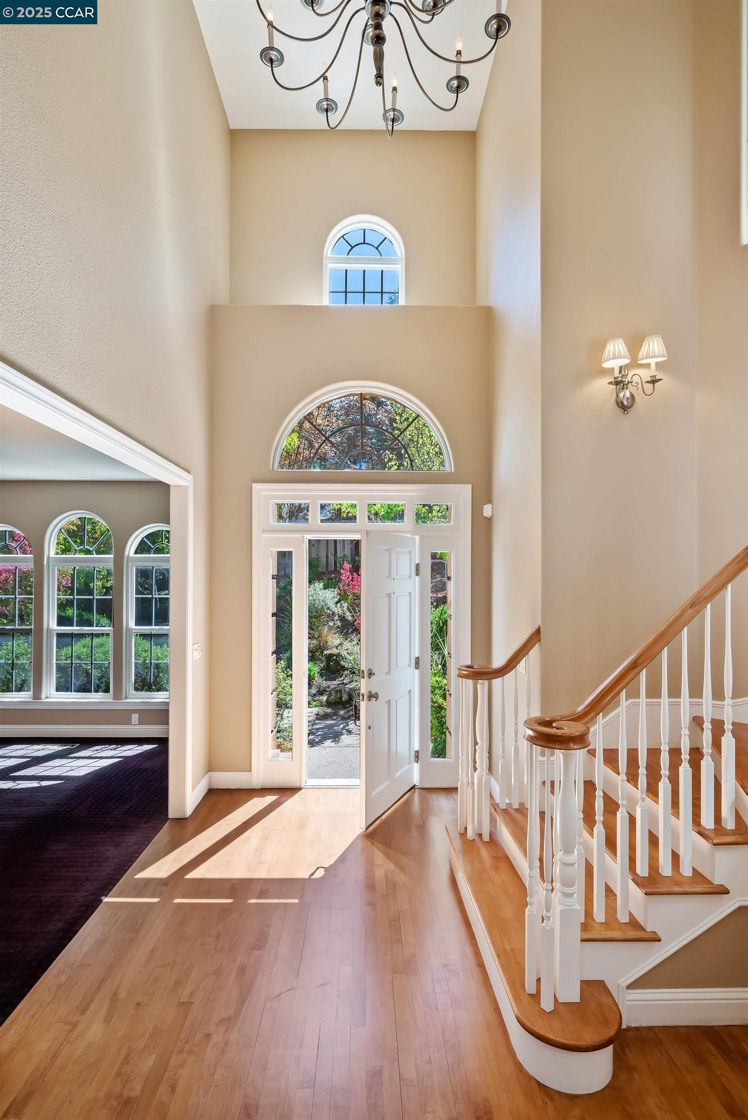 Detail Gallery Image 5 of 41 For 20 Oak Crest Ln, Alamo,  CA 94507 - 4 Beds | 3/1 Baths