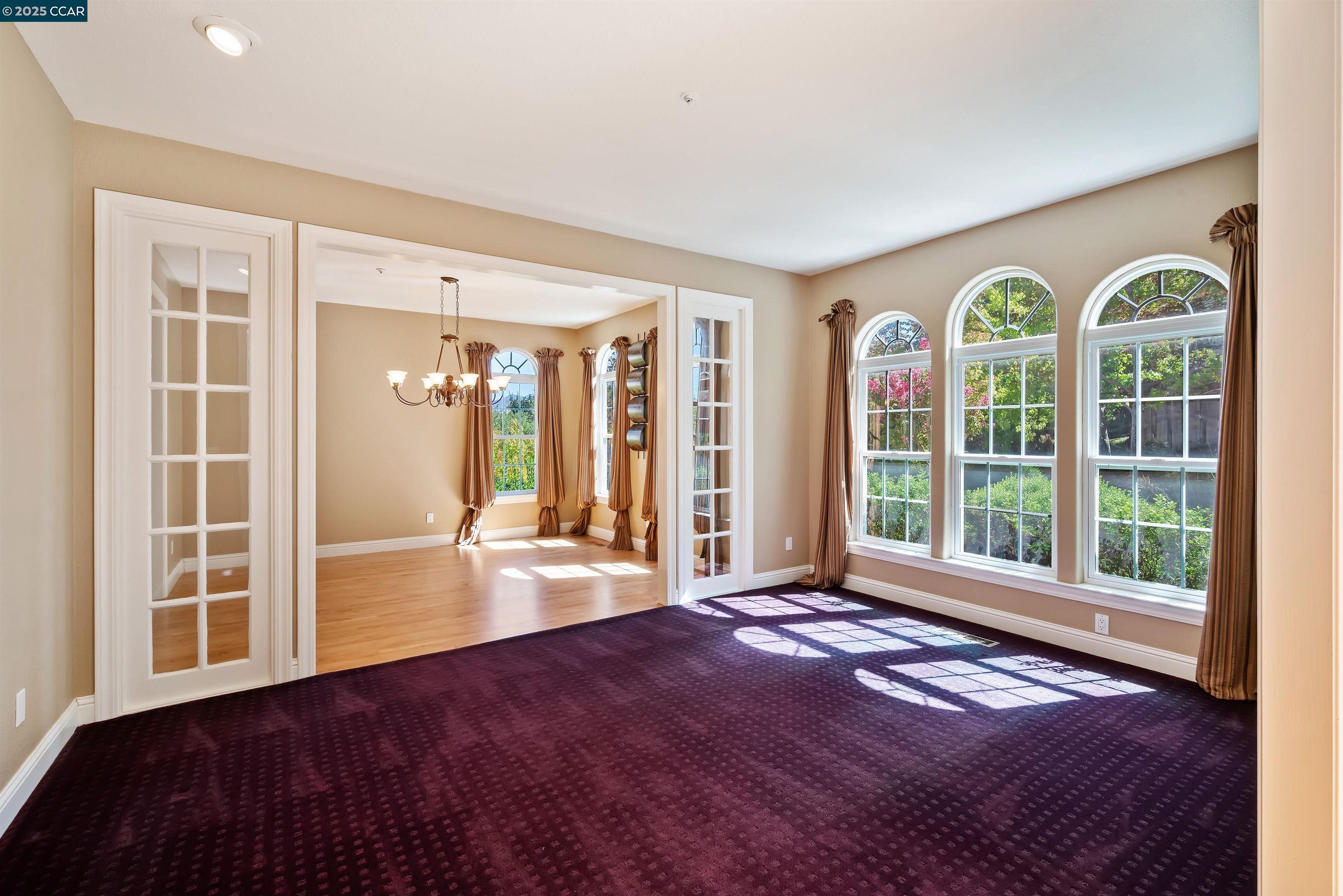 Detail Gallery Image 8 of 41 For 20 Oak Crest Ln, Alamo,  CA 94507 - 4 Beds | 3/1 Baths