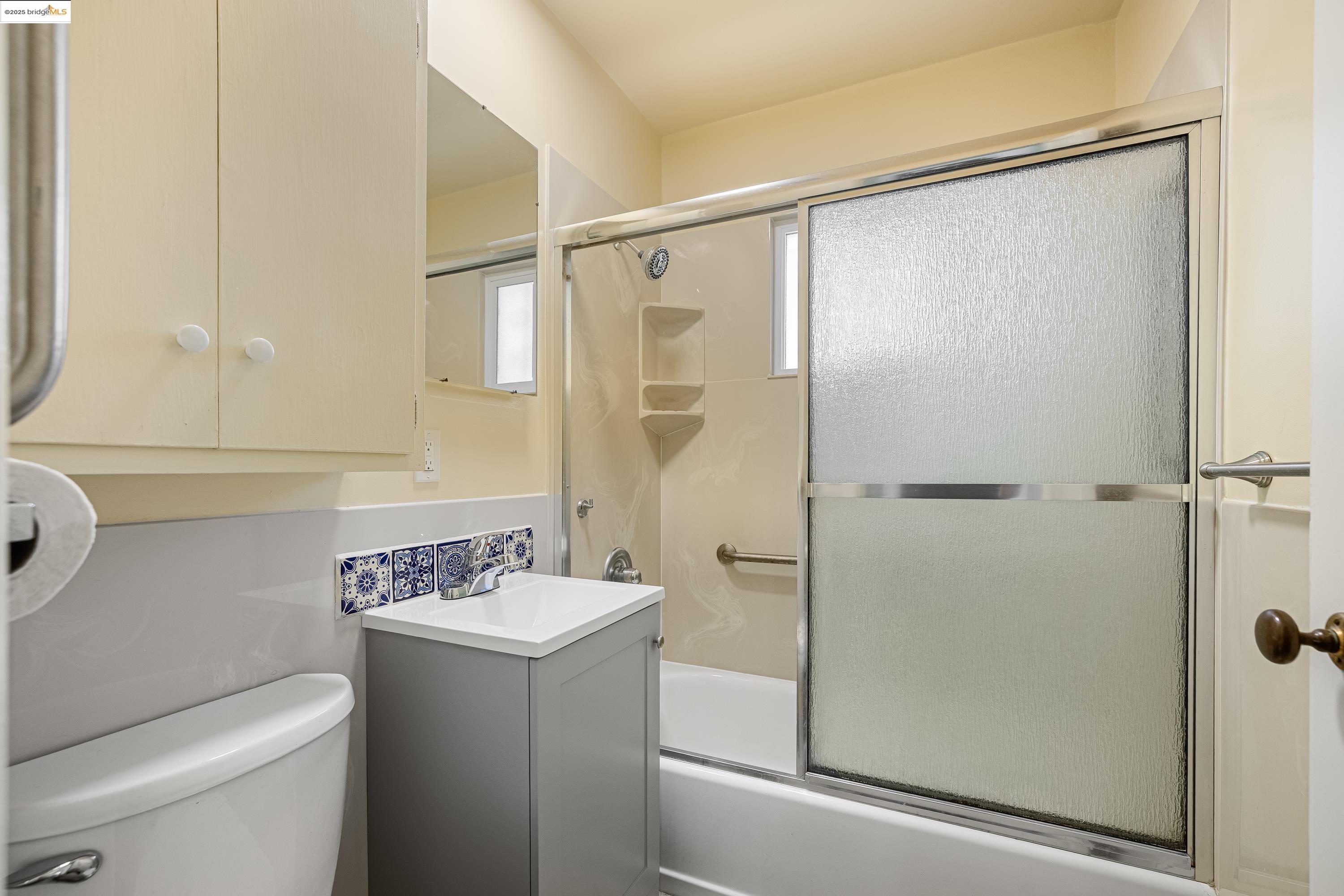 Photo #15: 41112615 Listing: Photo #15