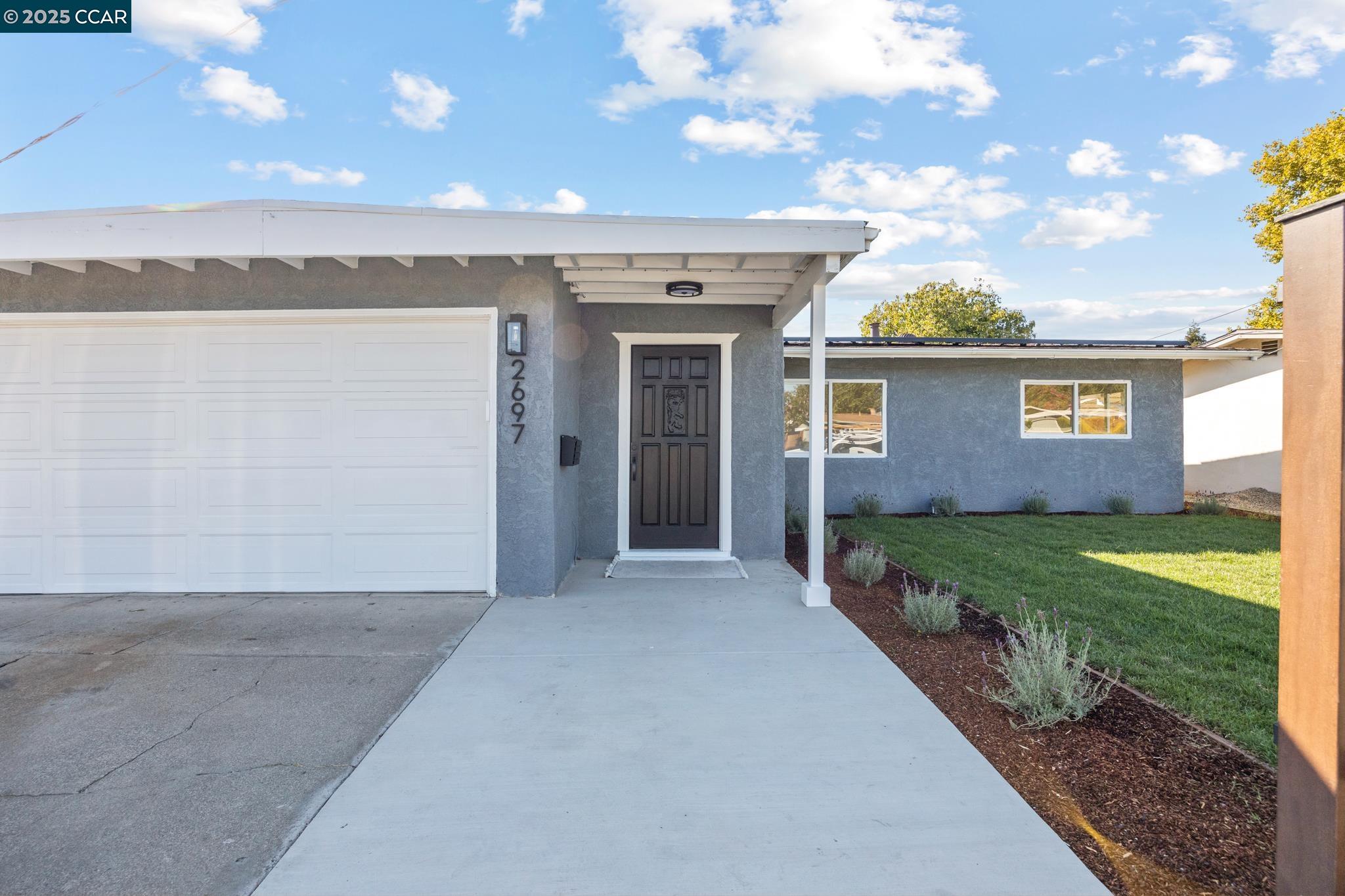 Detail Gallery Image 3 of 50 For 2697 Mayfair, Concord,  CA 94520 - 4 Beds | 2 Baths