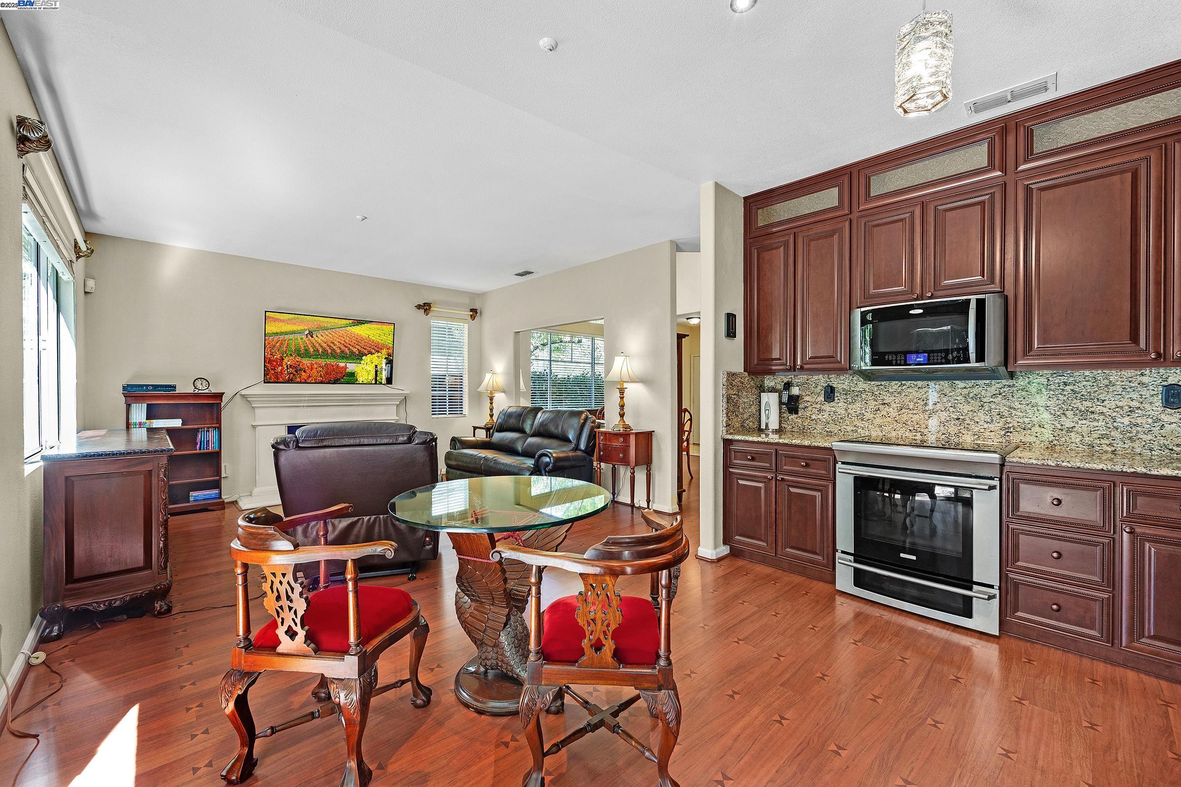 Photo #18: 41112621 Listing: Photo #18