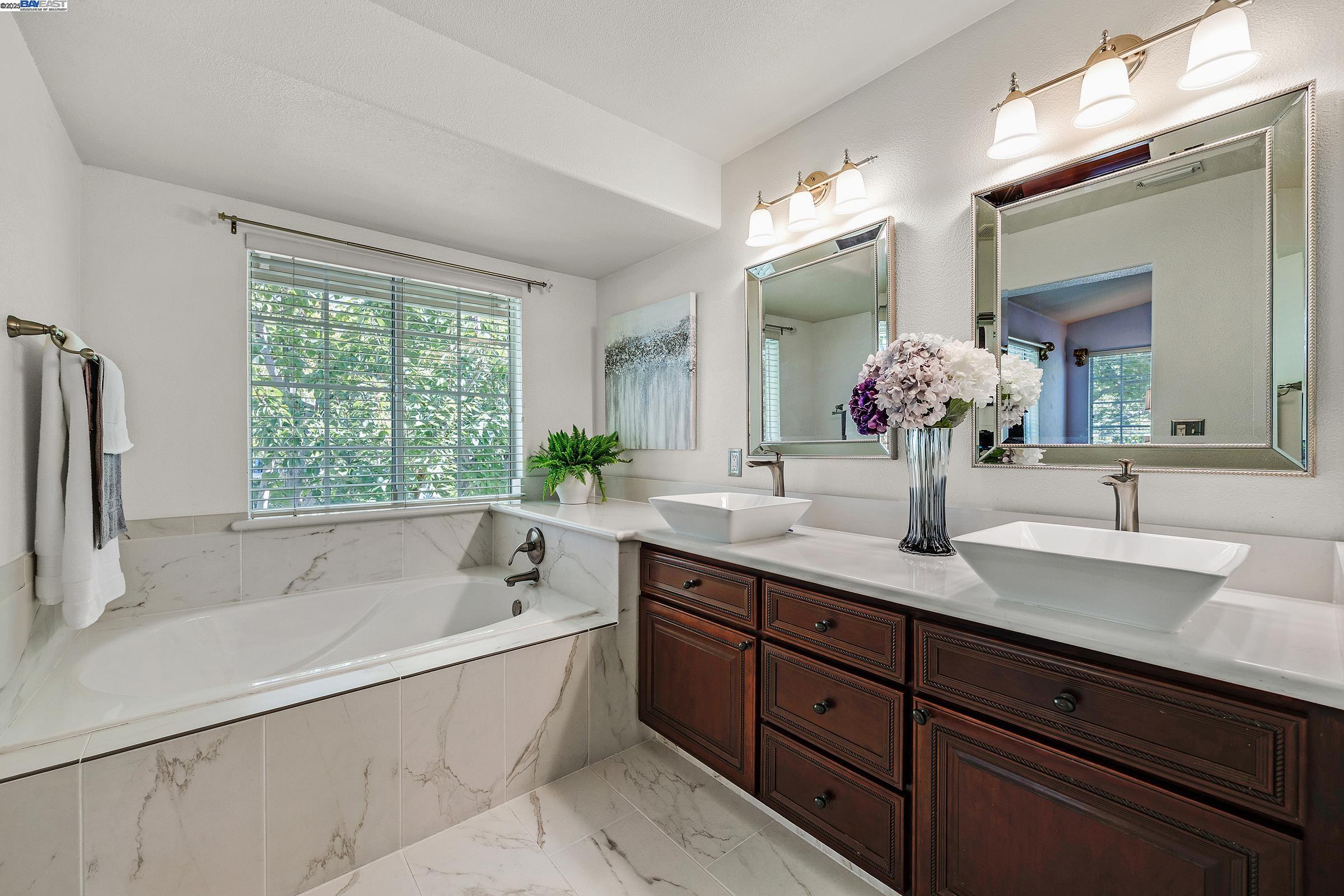 Photo #23: 41112621 Listing: Photo #23
