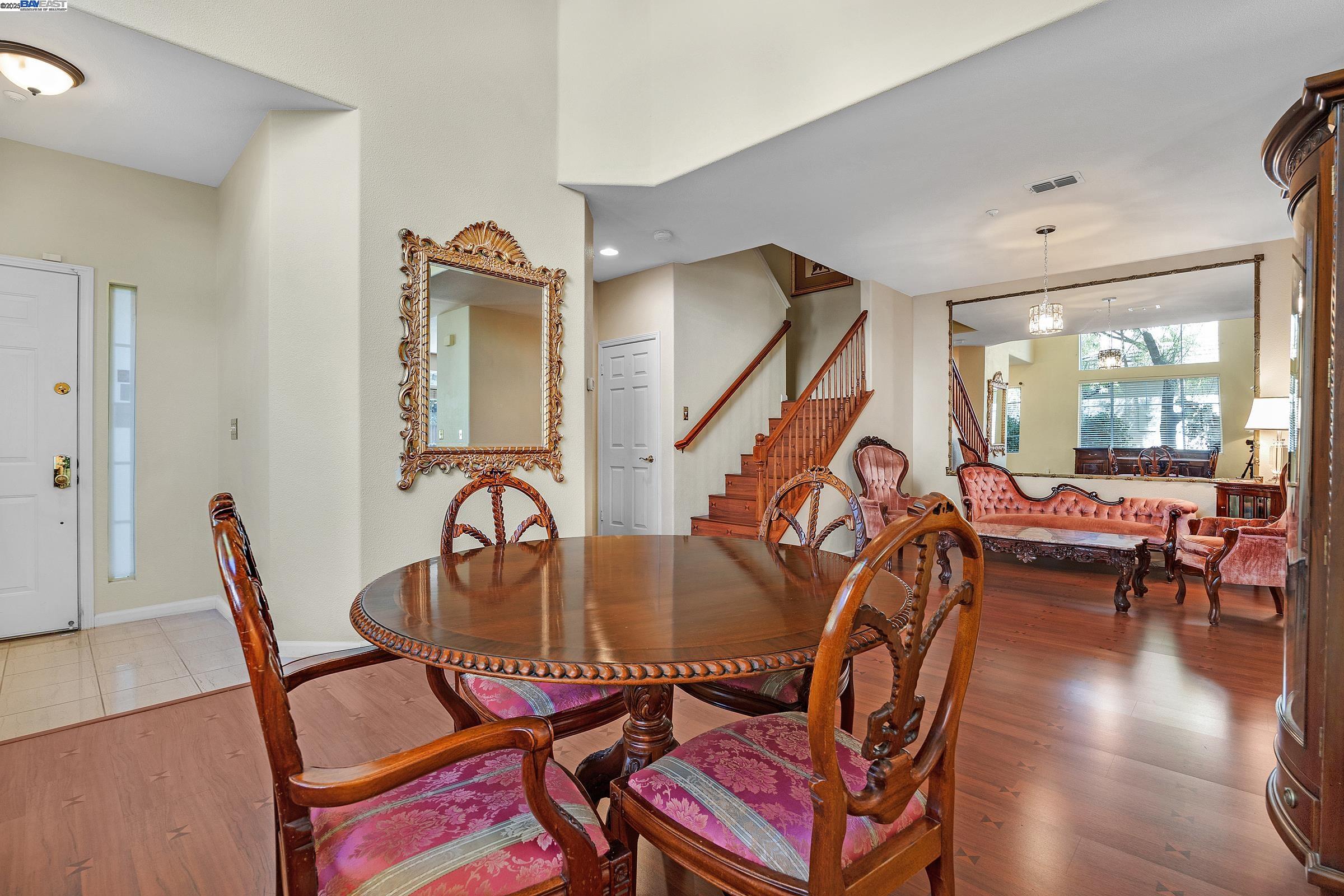 Photo #5: 41112621 Listing 
