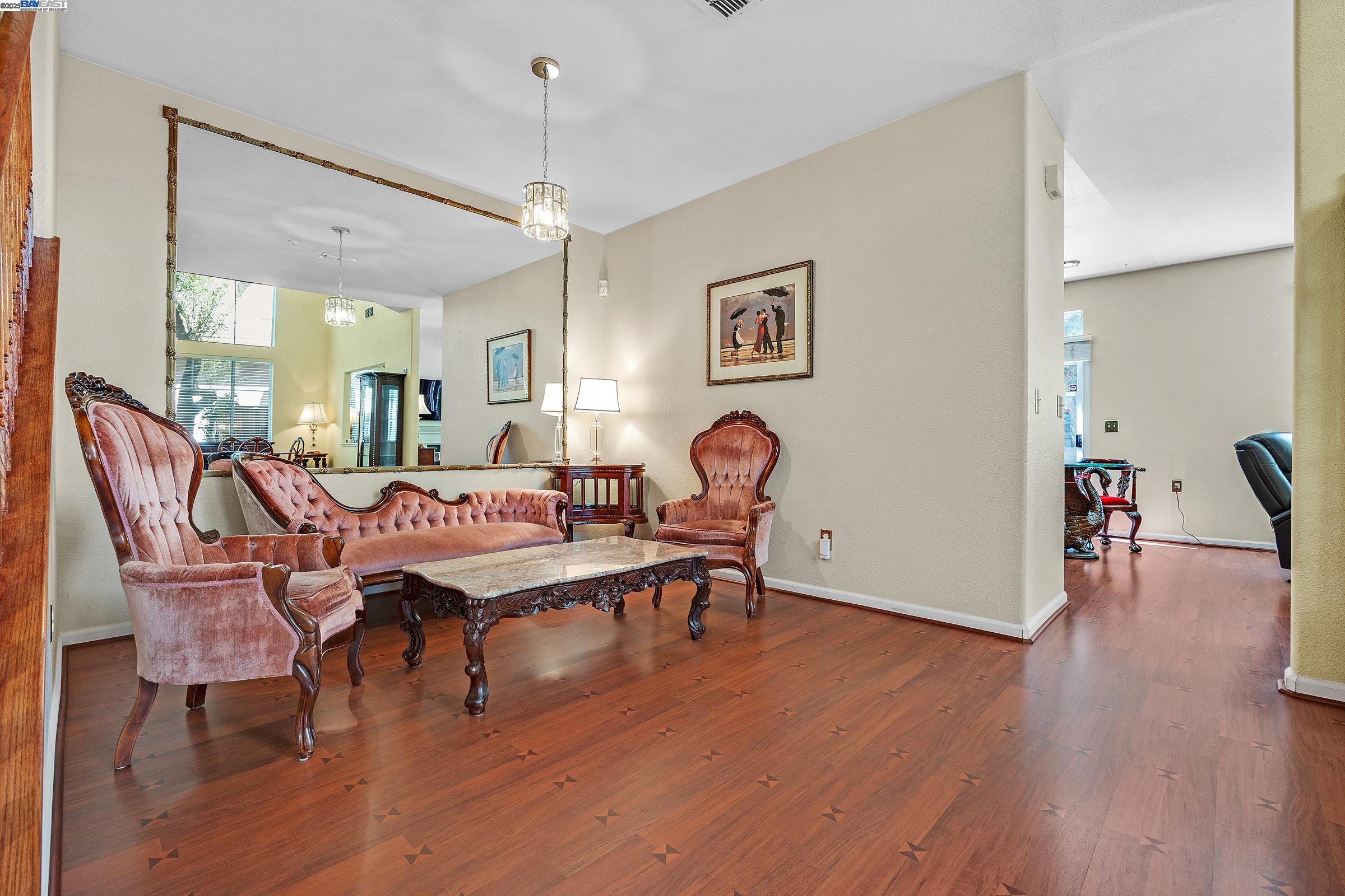 Photo #9: 41112621 Listing: Photo #9