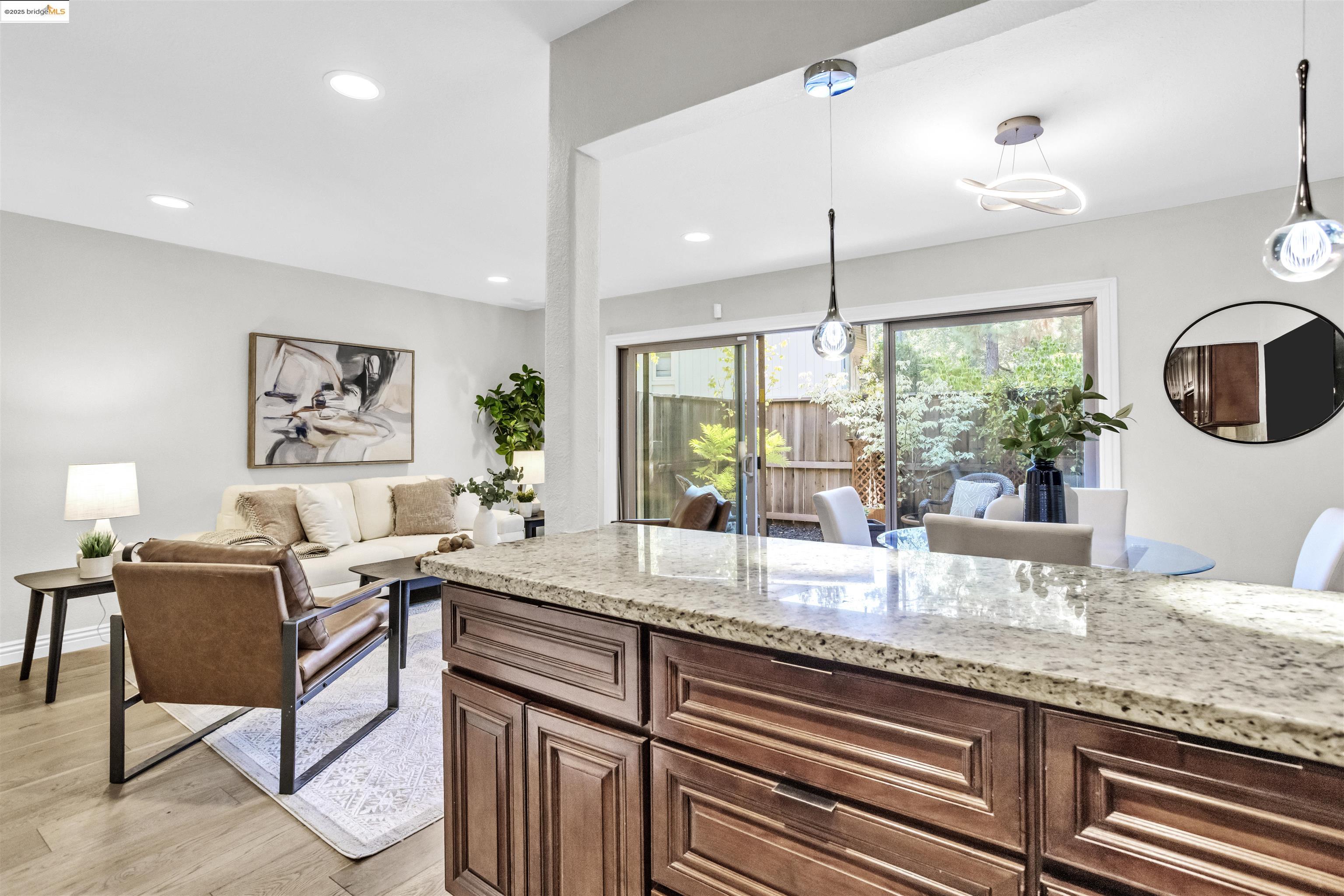 Photo #11: 41112625 Listing: Photo #11