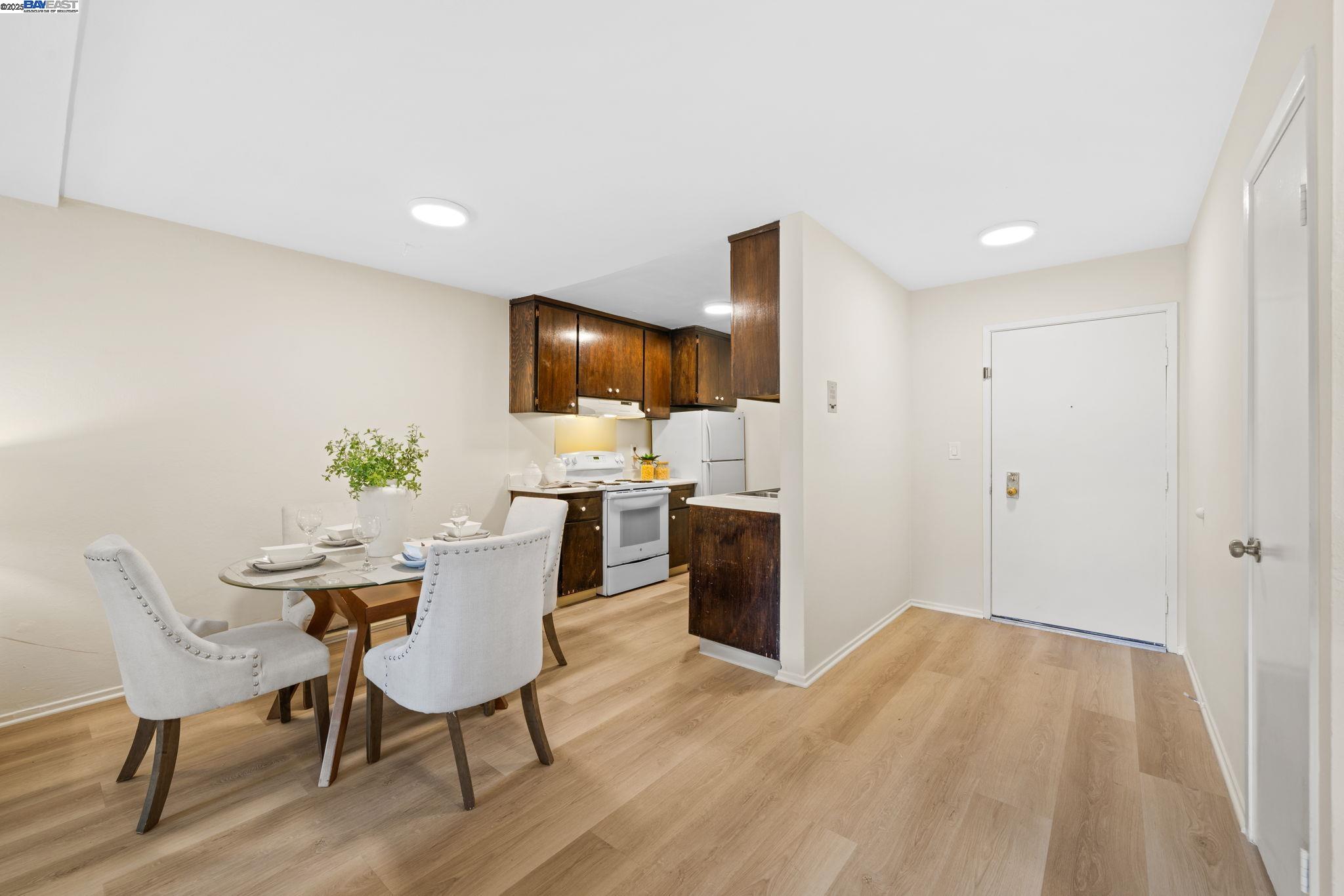 Photo #14: 41112644 Listing: Photo #14