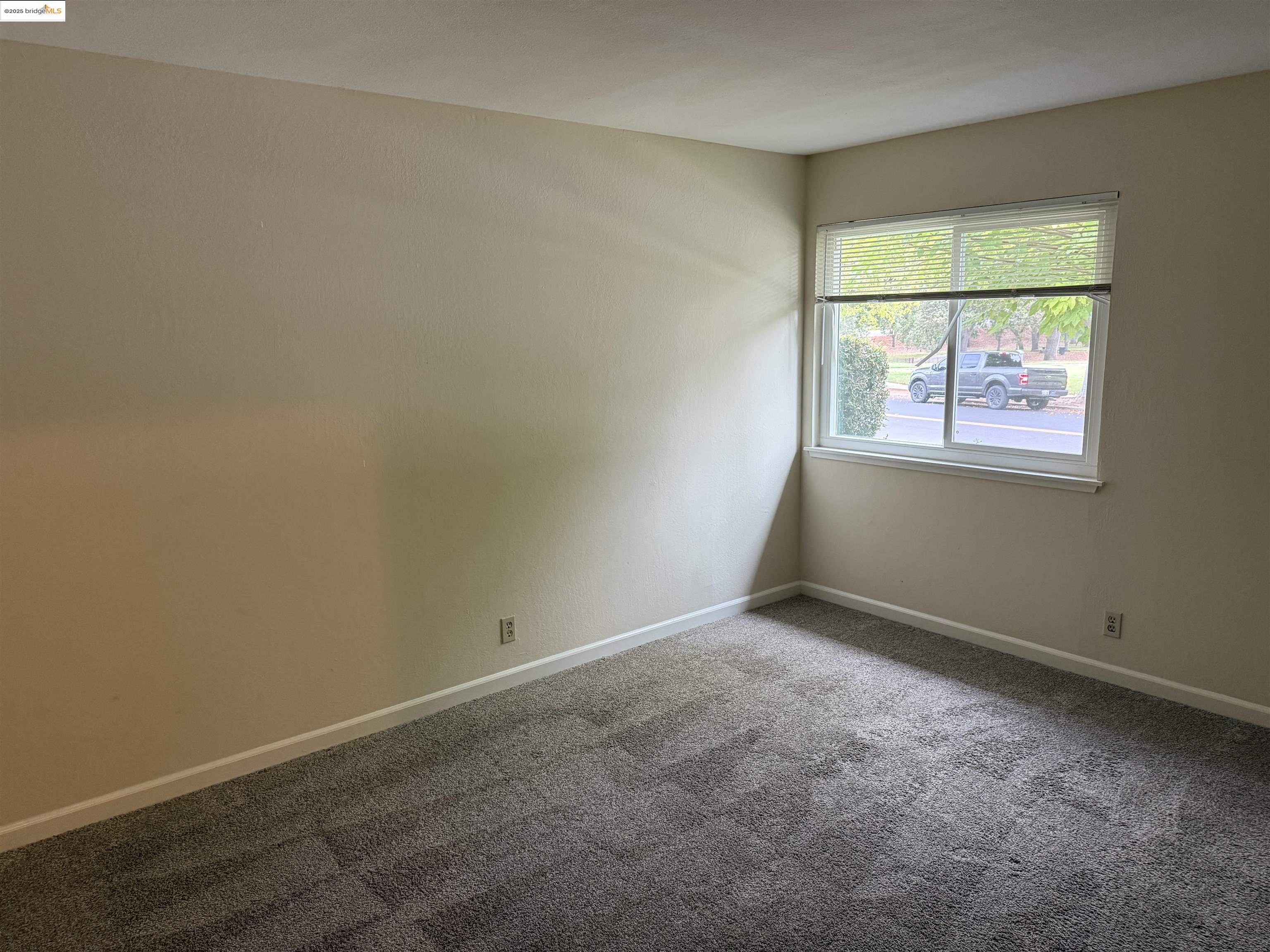 Detail Gallery Image 7 of 9 For 1133 Kottinger Drive #1,  Pleasanton,  CA 94566 - 2 Beds | 1 Baths