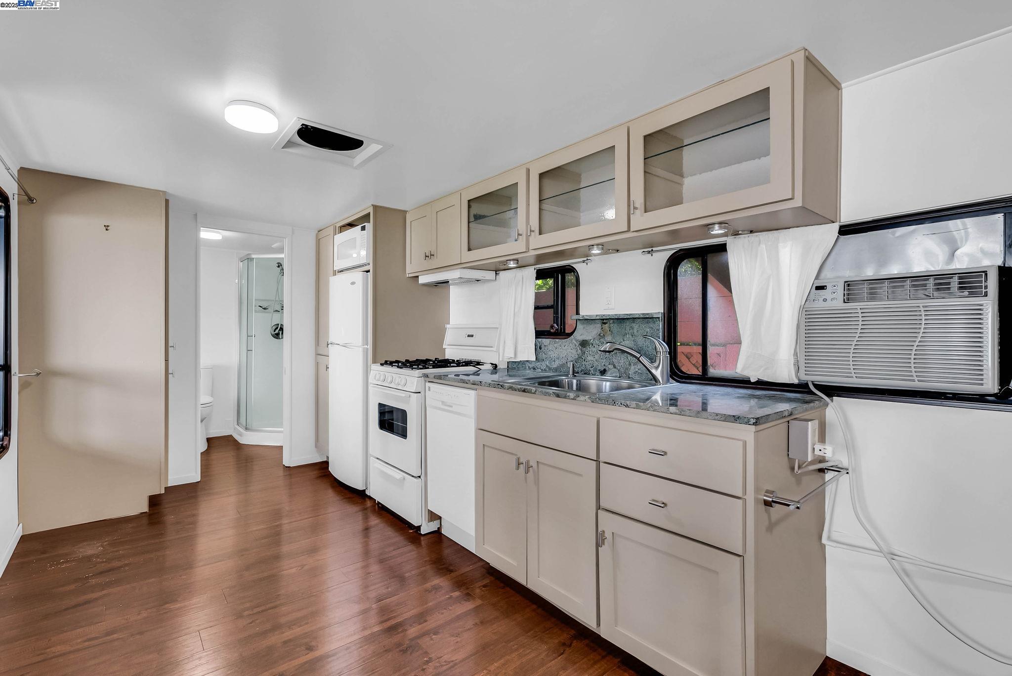 Detail Gallery Image 35 of 60 For 39478 Zacate Ave, Fremont,  CA 94539 - 5 Beds | 2/1 Baths