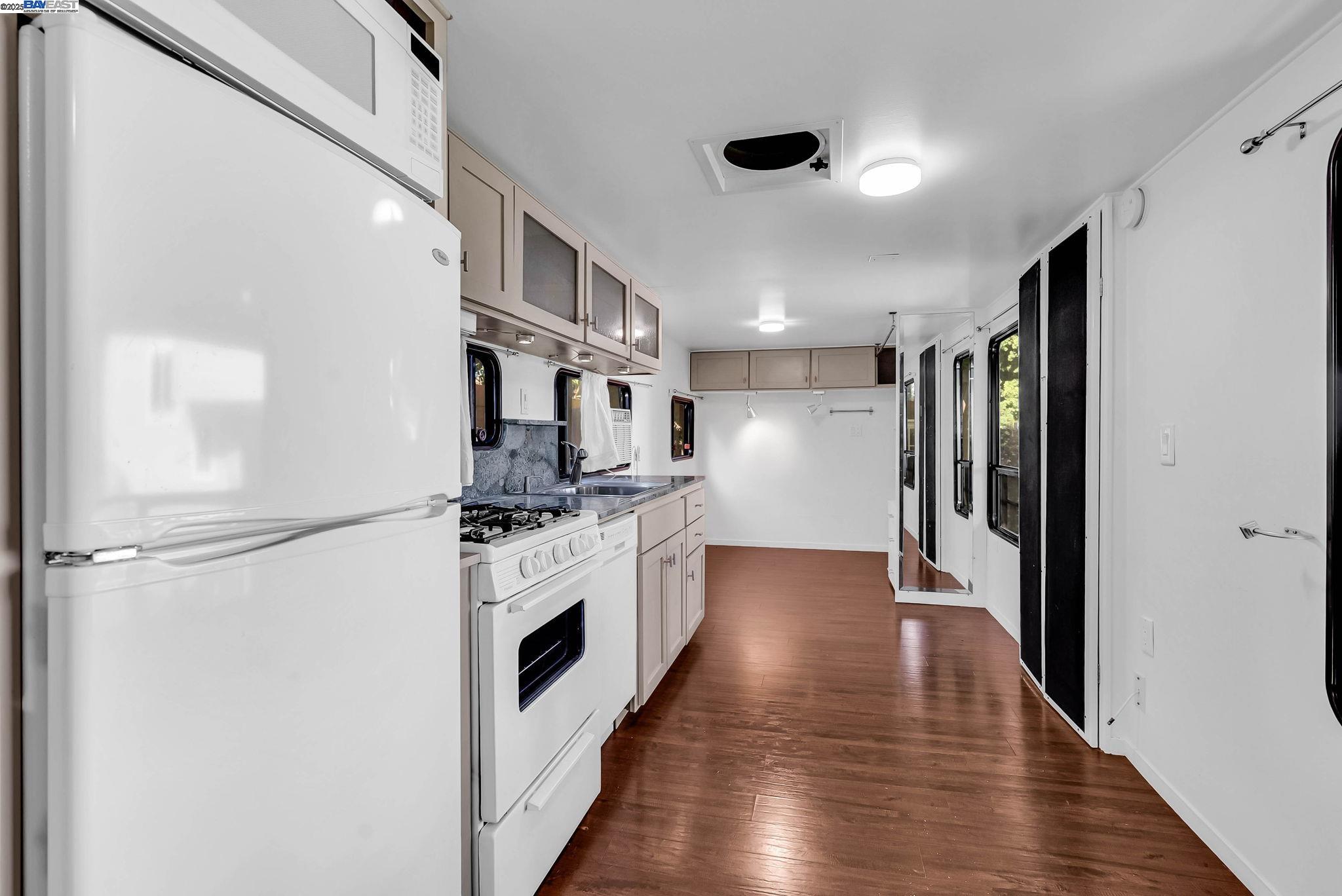 Detail Gallery Image 36 of 60 For 39478 Zacate Ave, Fremont,  CA 94539 - 5 Beds | 2/1 Baths