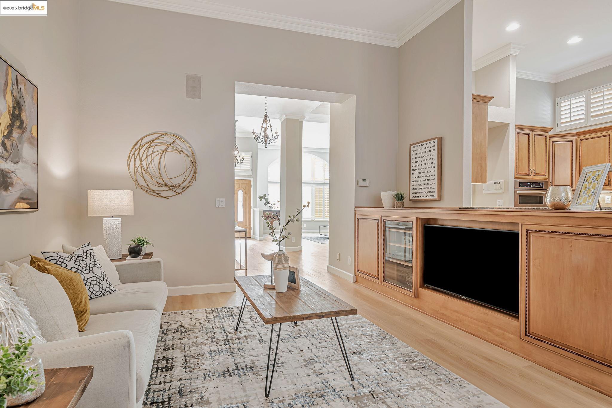 Detail Gallery Image 13 of 60 For 612 Sunflower Court, San Ramon,  CA 94582 - 4 Beds | 2 Baths