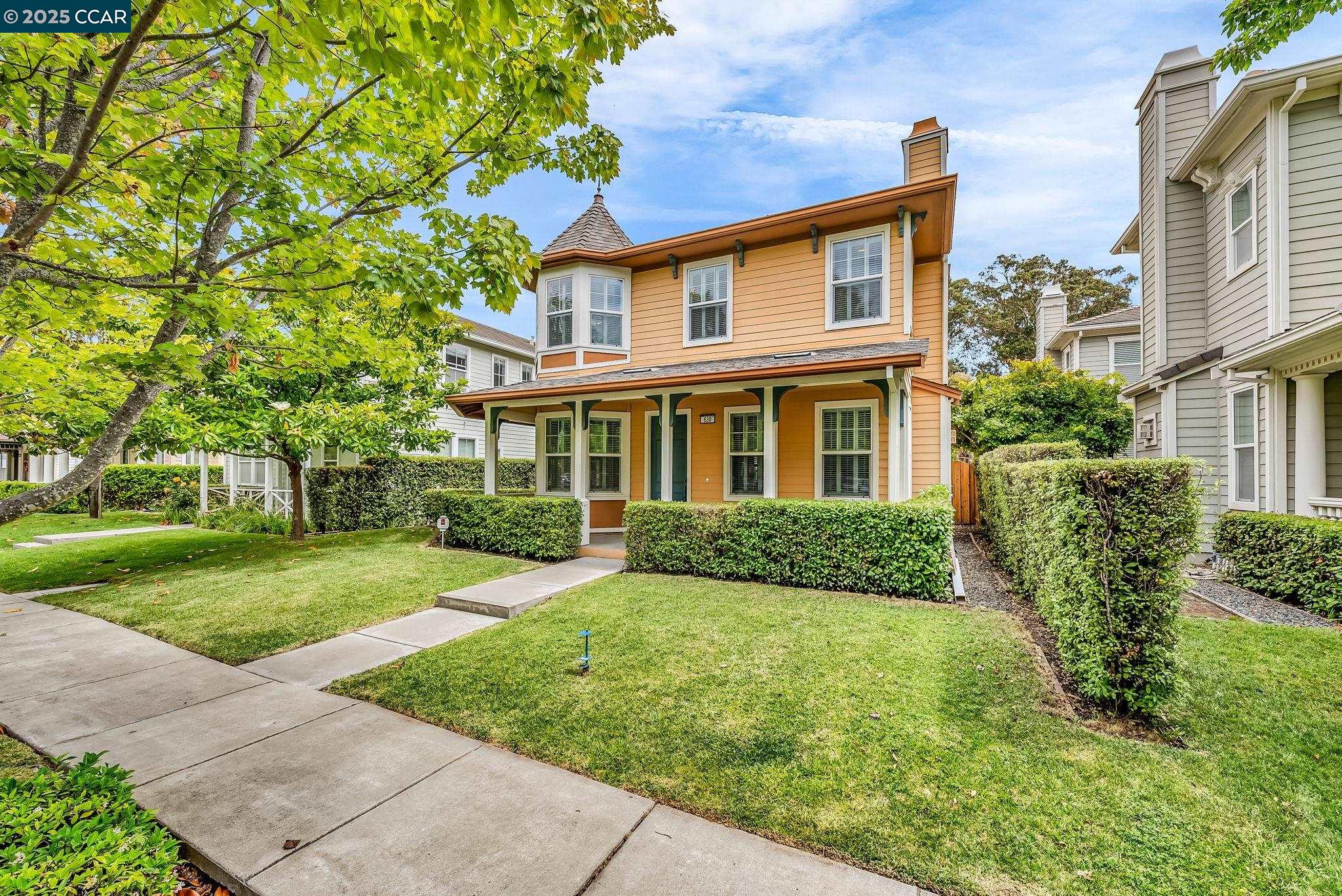 Detail Gallery Image 5 of 57 For 630 Oscar St, Vallejo,  CA 94592 - 5 Beds | 3/1 Baths