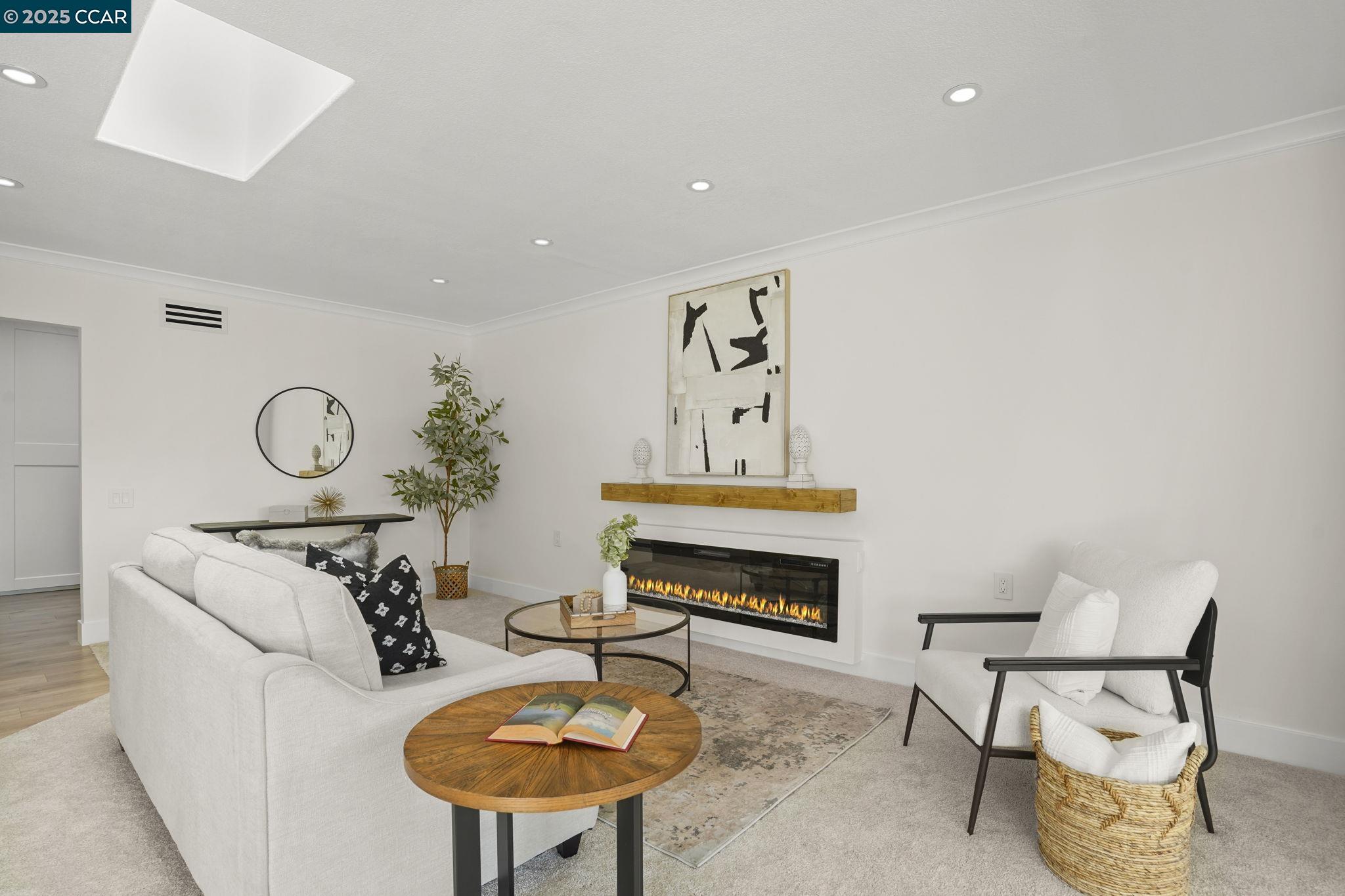 Photo #3: 41112663 Listing 