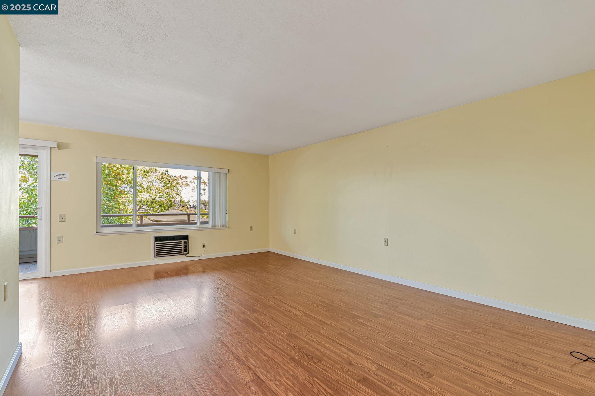 Photo #5: 41112664 Listing 