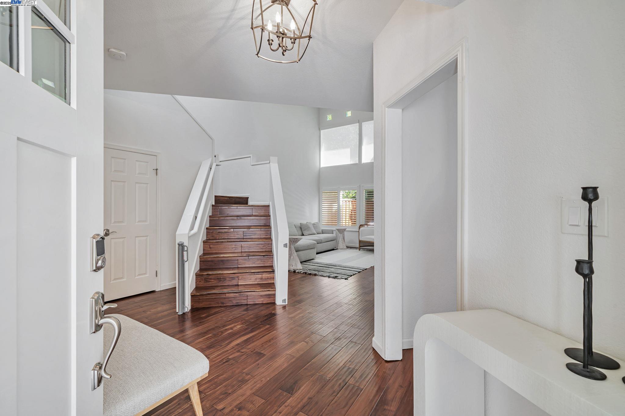 Photo #5: 41112670 Listing 