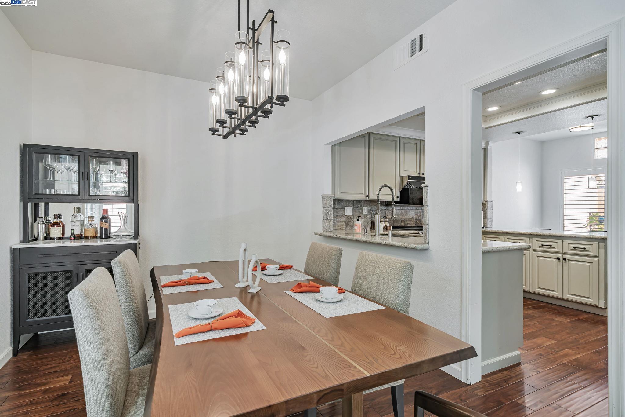 Photo #10: 41112670 Listing: Photo #10