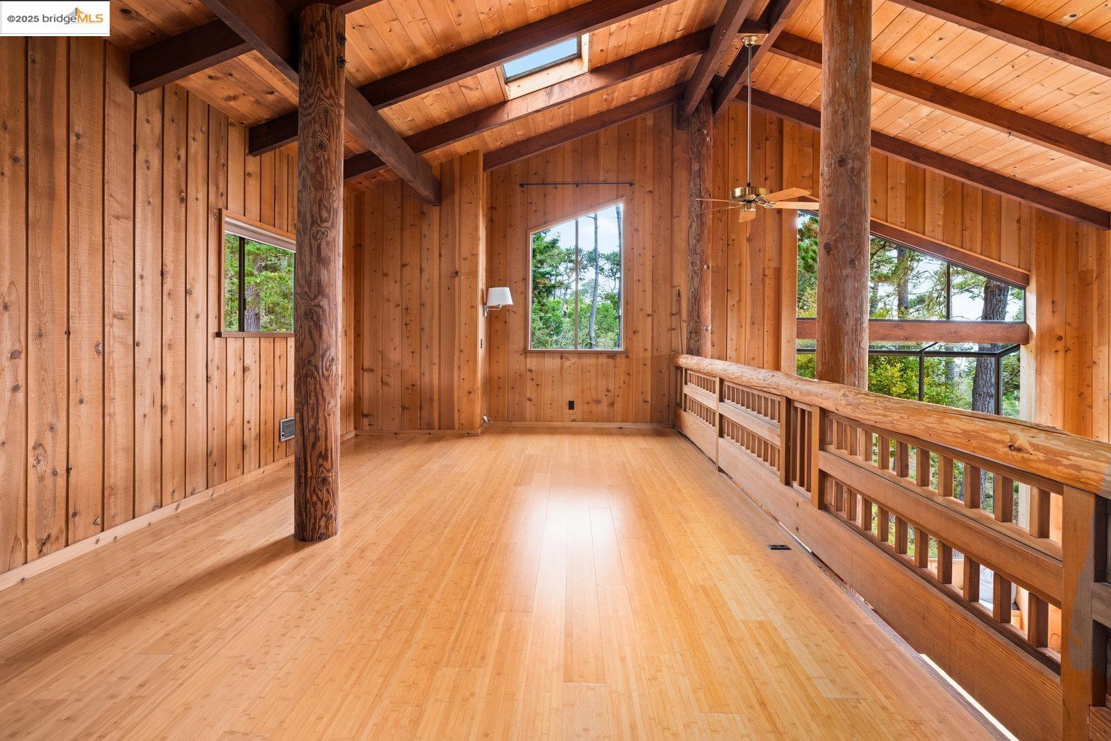 Detail Gallery Image 15 of 60 For 73 Mount Devon Rd, Carmel,  CA 93923 - 5 Beds | 3/1 Baths