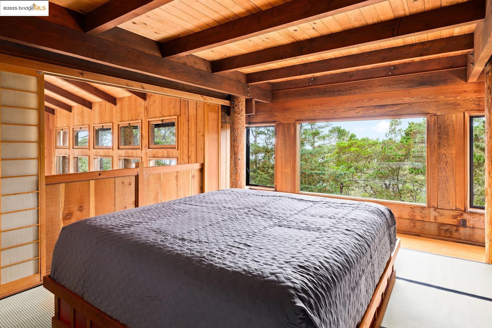 Detail Gallery Image 20 of 60 For 73 Mount Devon Rd, Carmel,  CA 93923 - 5 Beds | 3/1 Baths