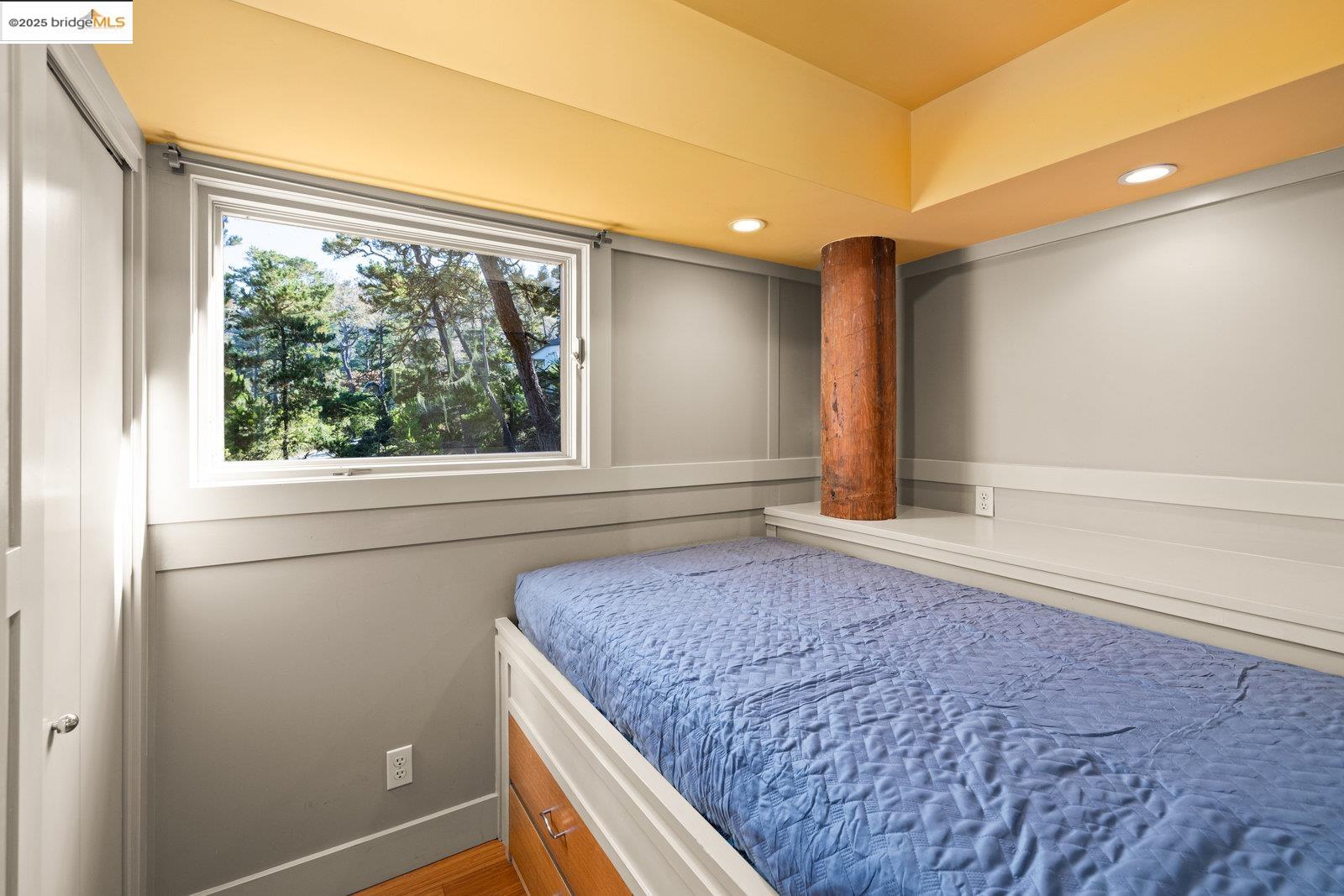 Detail Gallery Image 32 of 60 For 73 Mount Devon Rd, Carmel,  CA 93923 - 5 Beds | 3/1 Baths