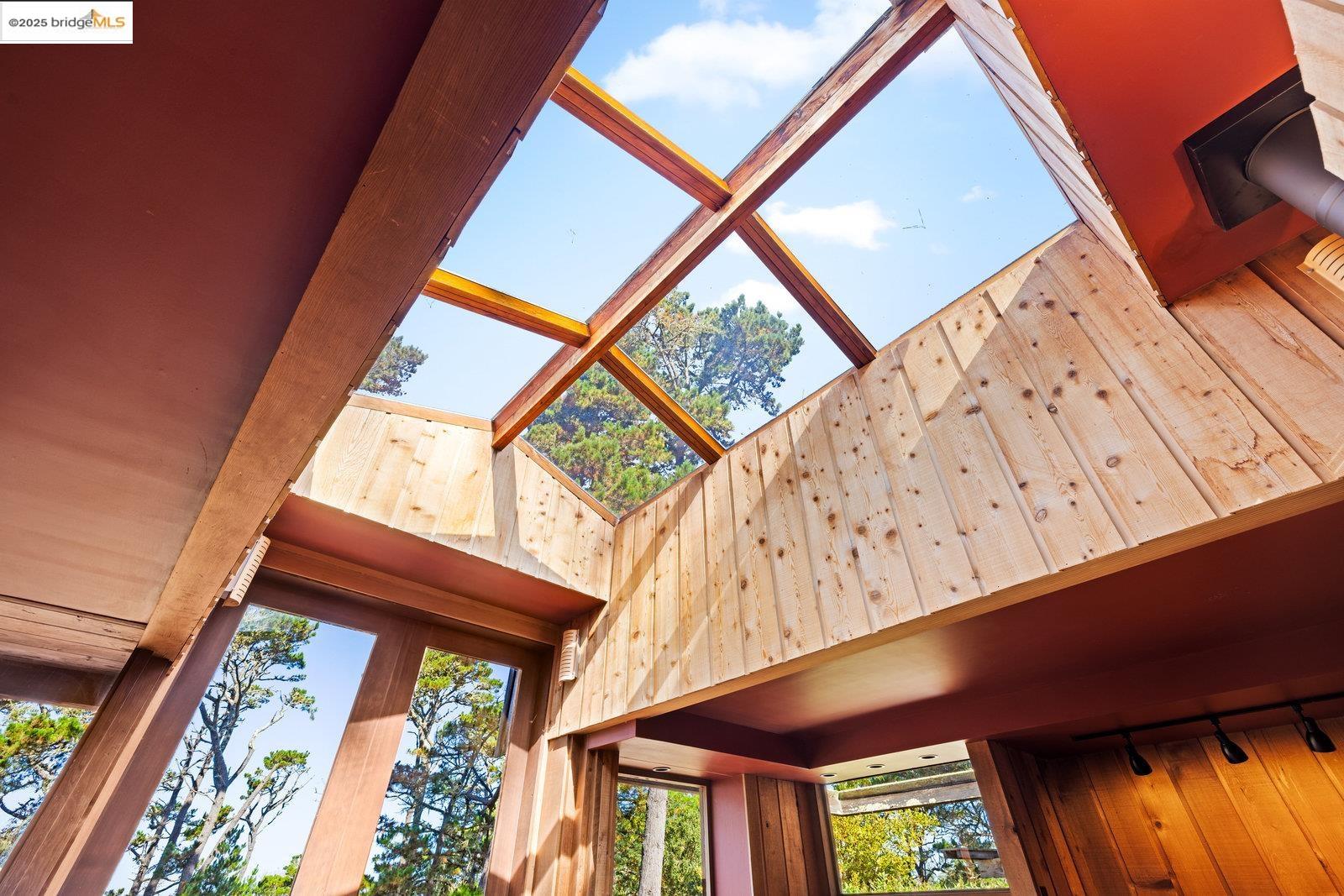 Detail Gallery Image 40 of 60 For 73 Mount Devon Rd, Carmel,  CA 93923 - 5 Beds | 3/1 Baths