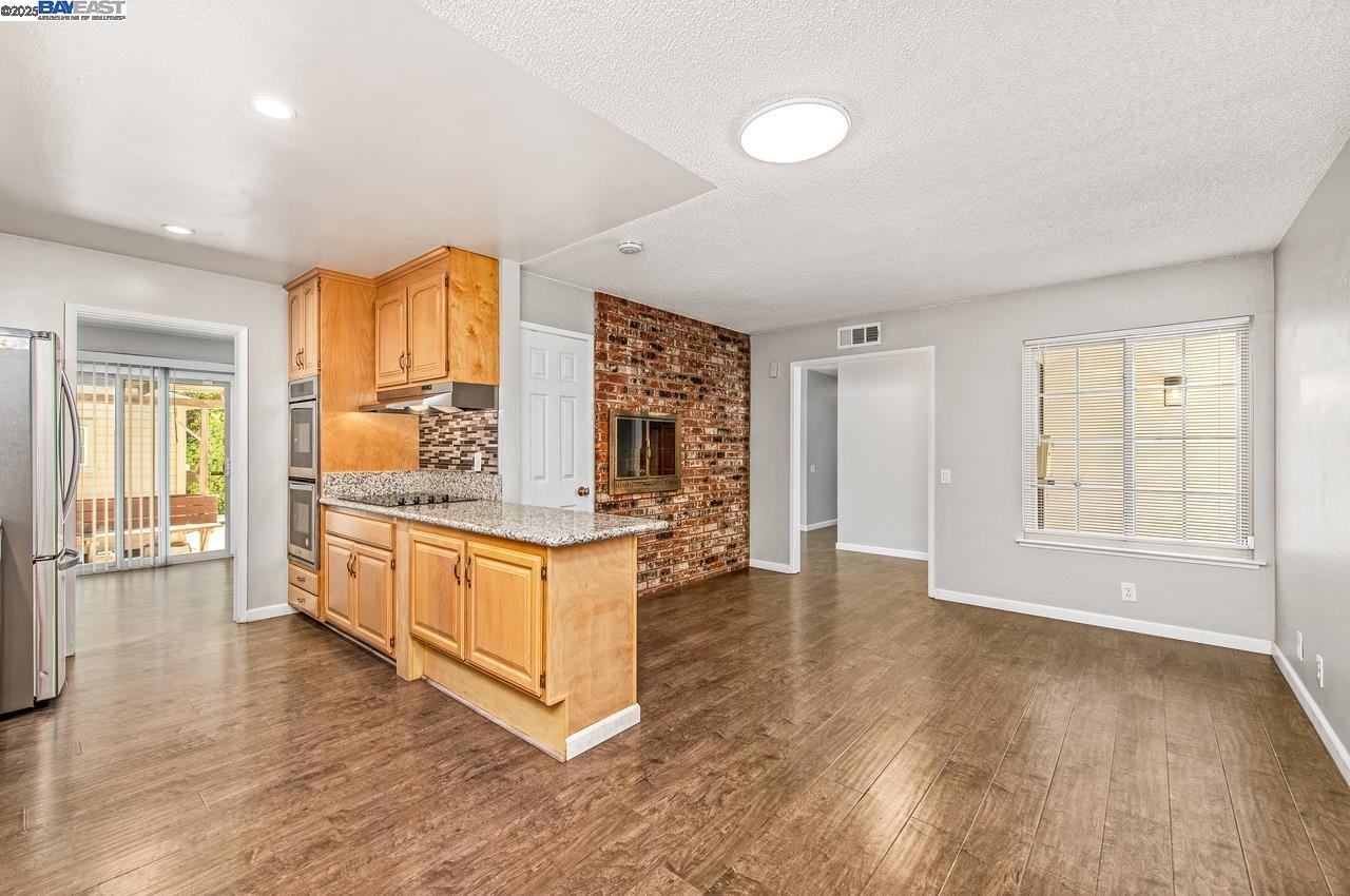 Detail Gallery Image 22 of 48 For 1059 Lakehurst Rd, Livermore,  CA 94551 - 4 Beds | 2 Baths