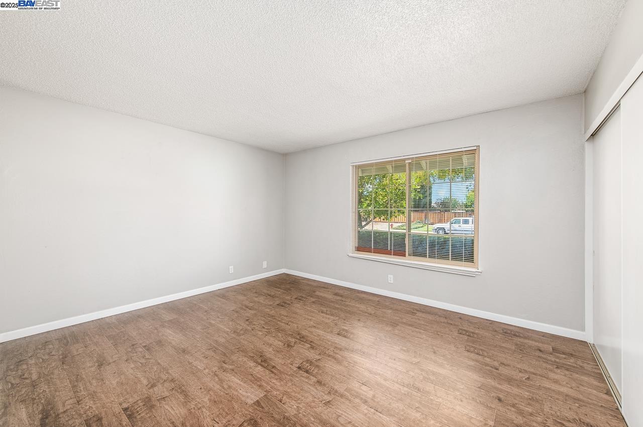 Detail Gallery Image 38 of 48 For 1059 Lakehurst Rd, Livermore,  CA 94551 - 4 Beds | 2 Baths