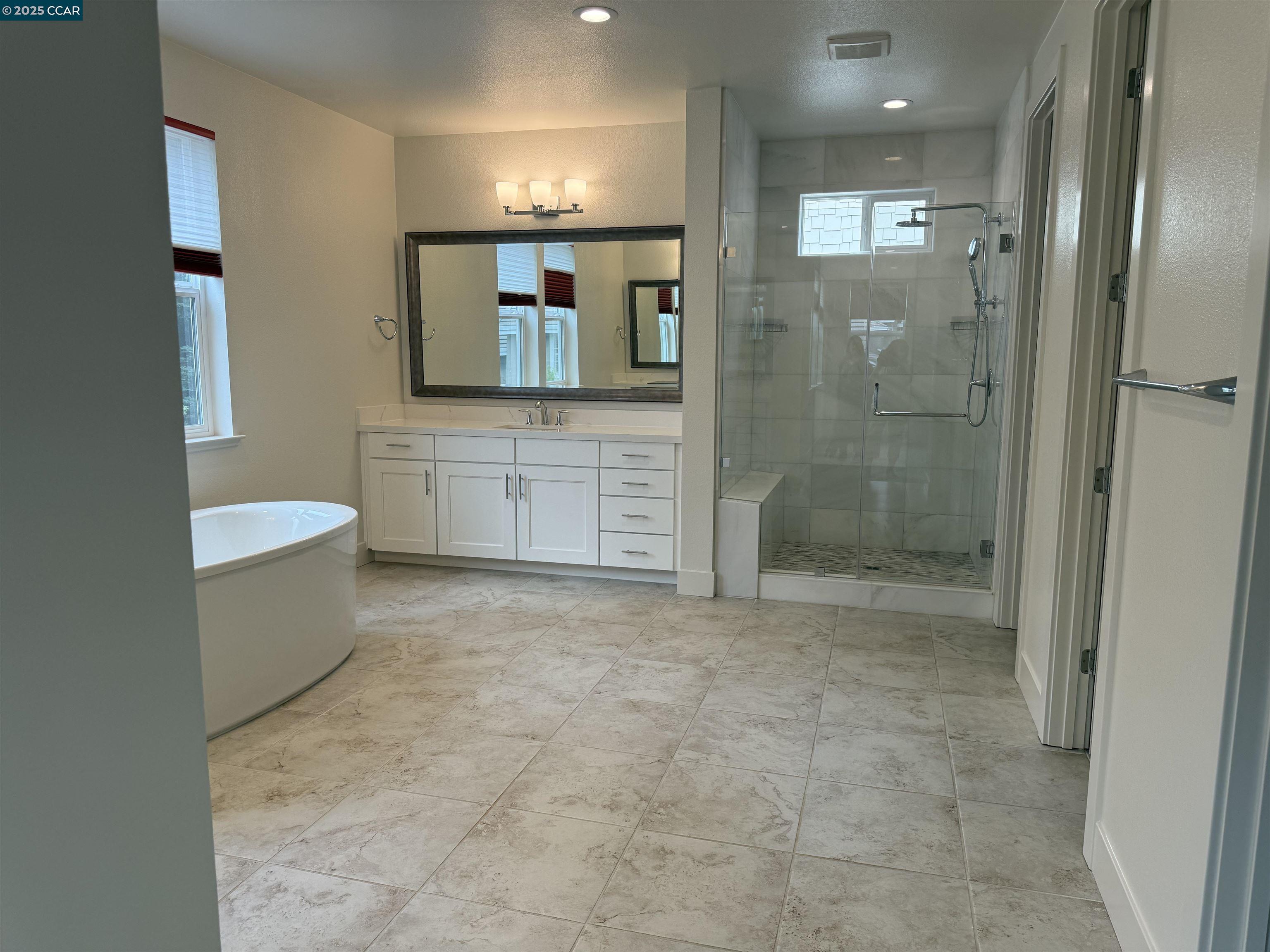 Detail Gallery Image 15 of 32 For 110 Julia Loop, Danville,  CA 94506 - 5 Beds | 4/1 Baths