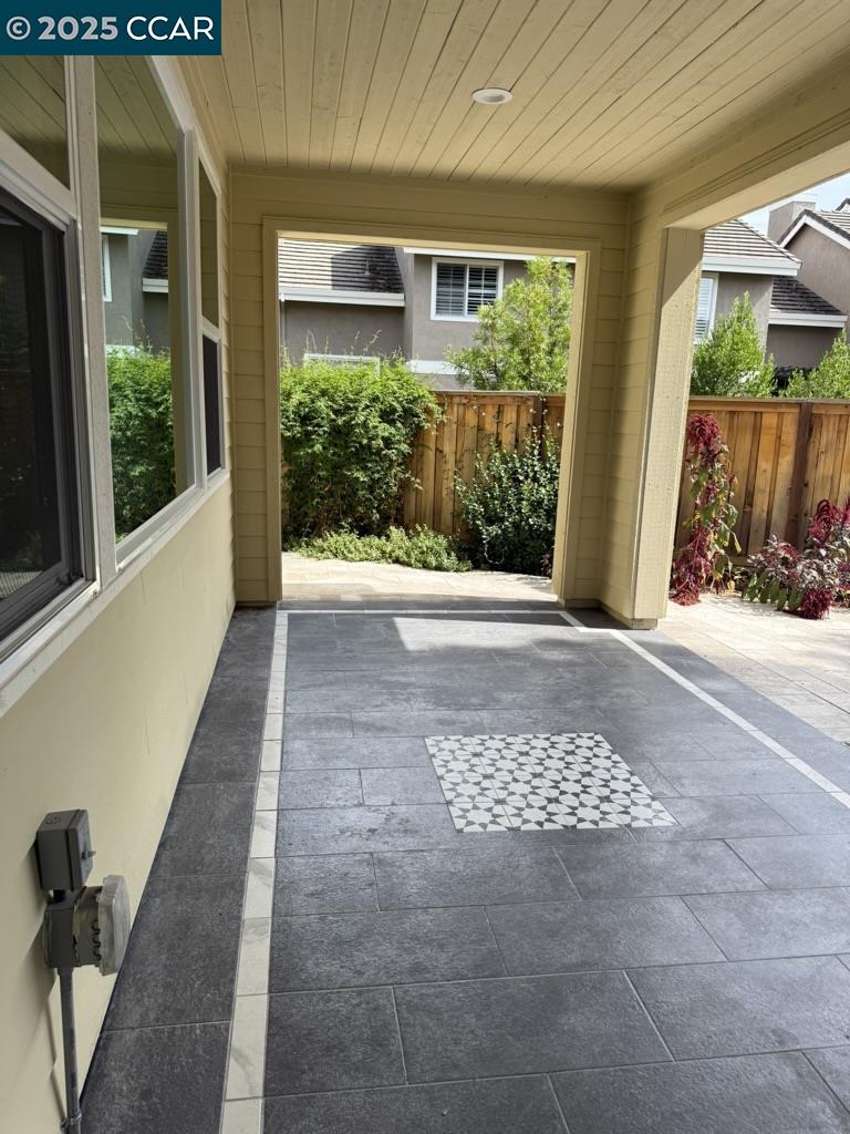 Detail Gallery Image 3 of 32 For 110 Julia Loop, Danville,  CA 94506 - 5 Beds | 4/1 Baths