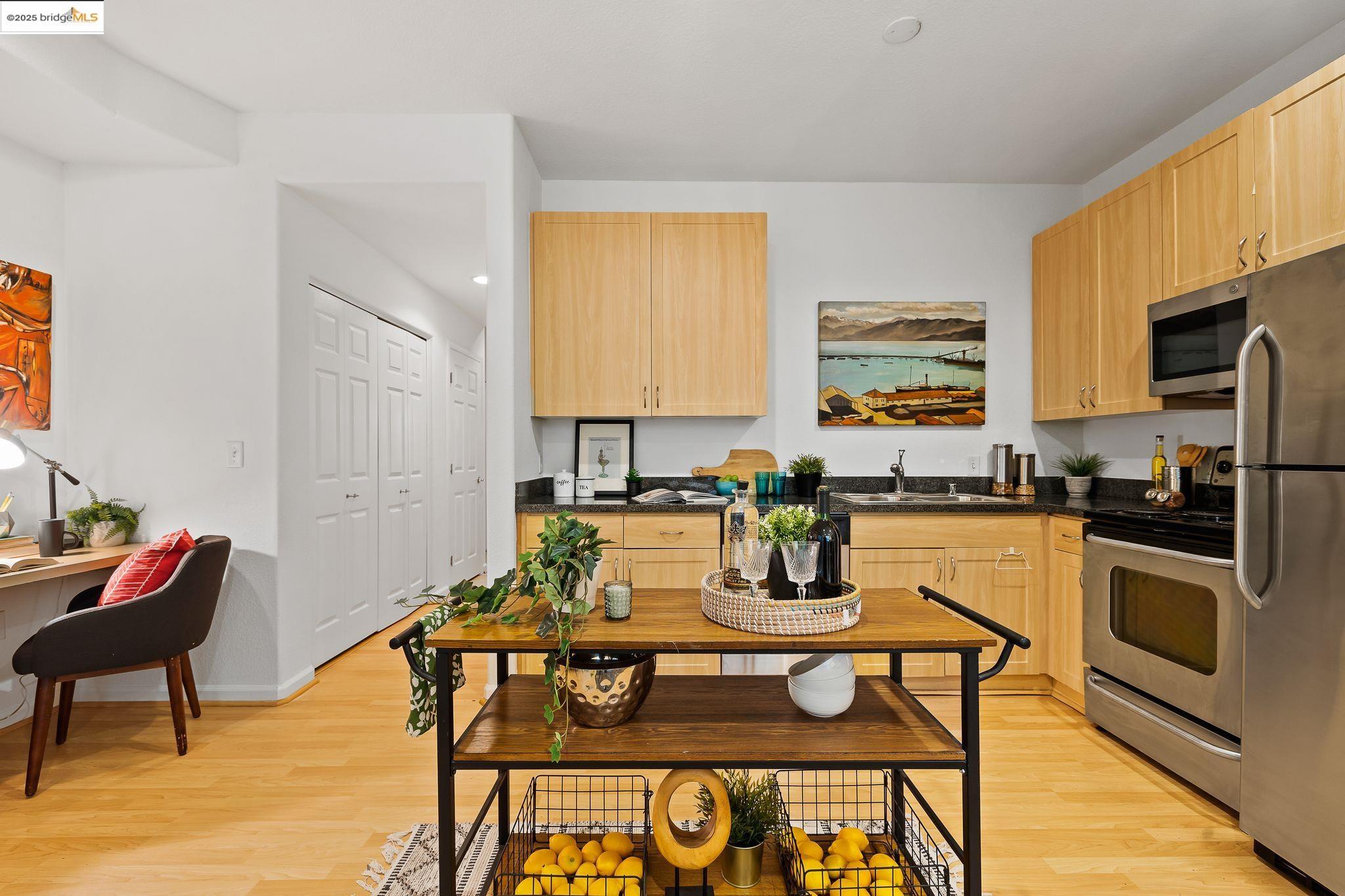 Photo #8: 41112691 Listing: Photo #8