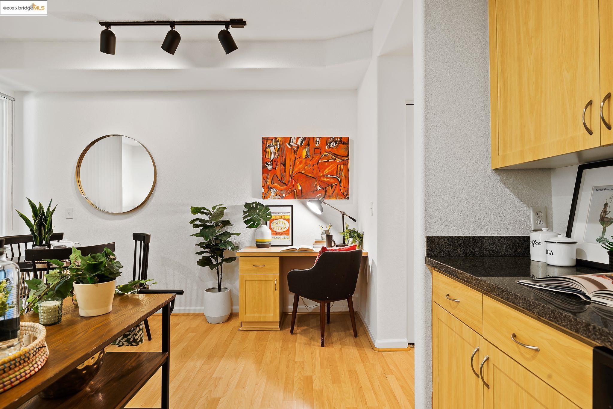 Photo #16: 41112691 Listing: Photo #16