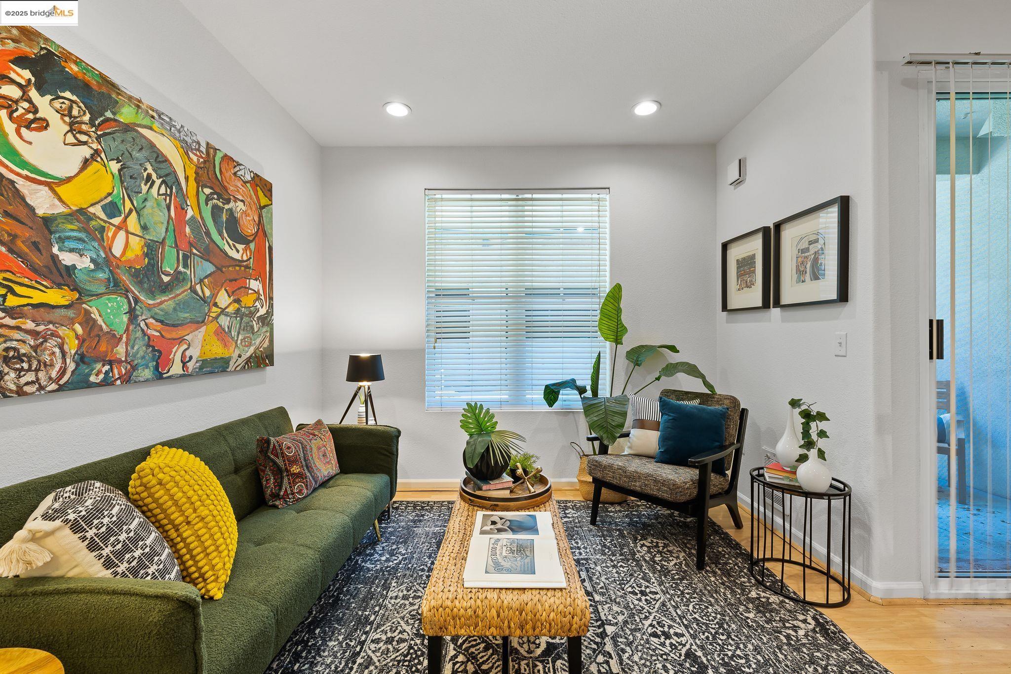Photo #2: 41112691 Listing 