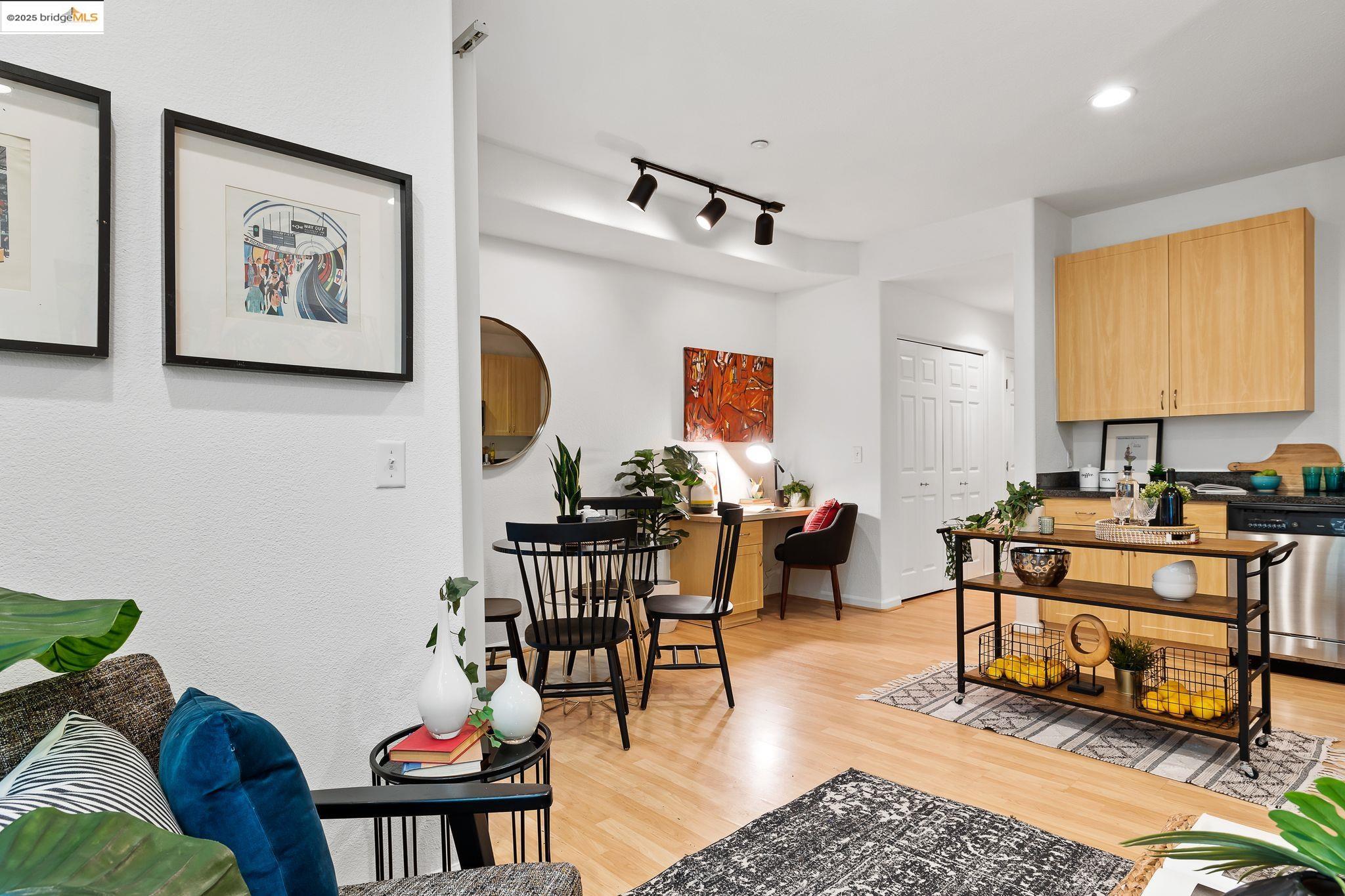Photo #5: 41112691 Listing 