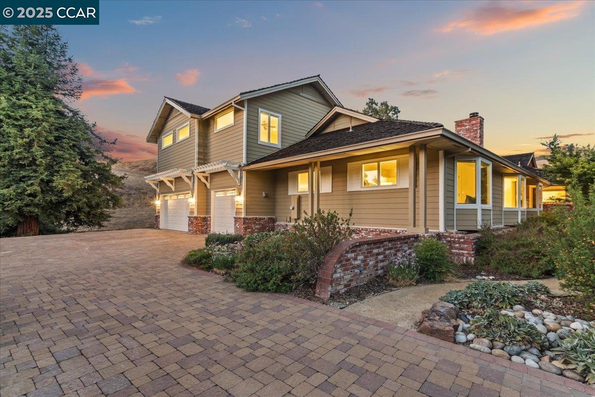 Detail Gallery Image 50 of 58 For 2385 Holly Oak Dr, Danville,  CA 94506 - 5 Beds | 3 Baths