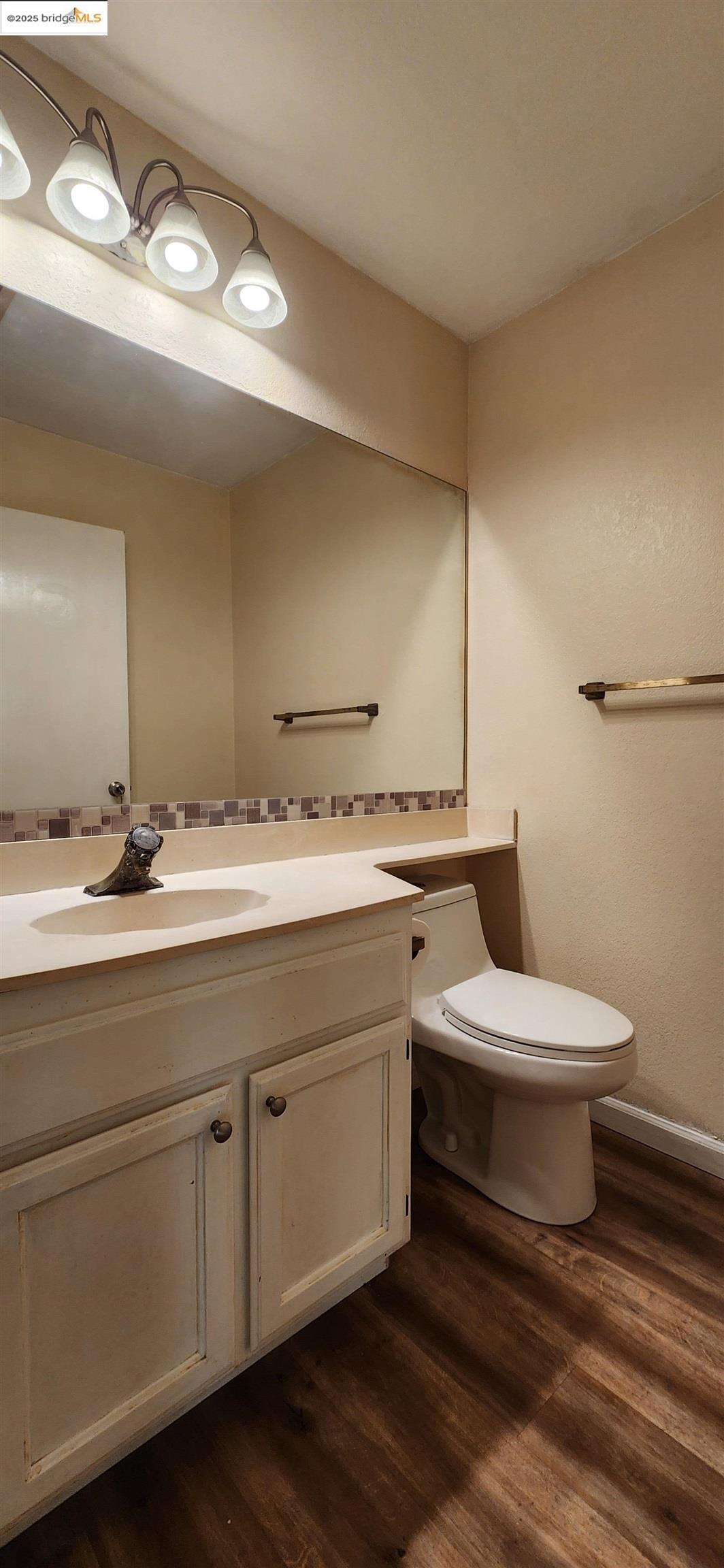 Photo #17: 41112710 Listing: Photo #17