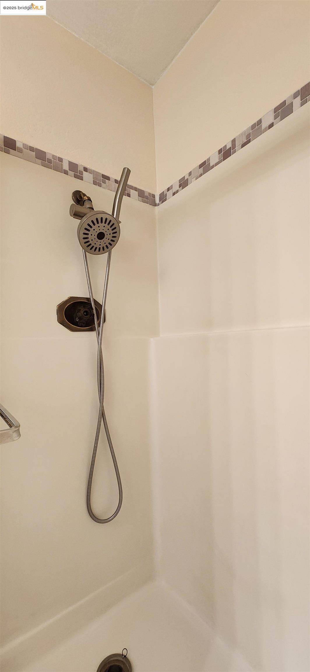 Photo #26: 41112710 Listing: Photo #26