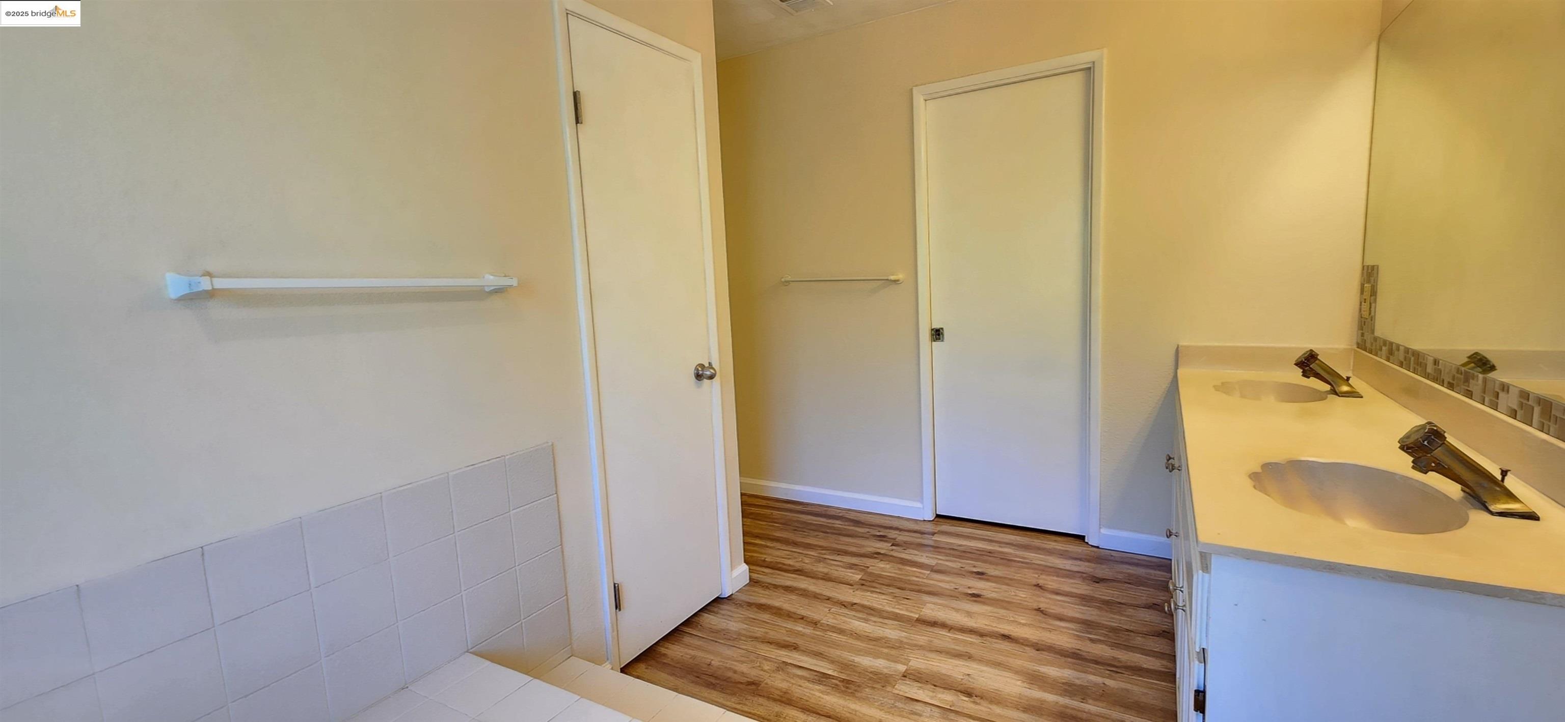 Photo #31: 41112710 Listing: Photo #31