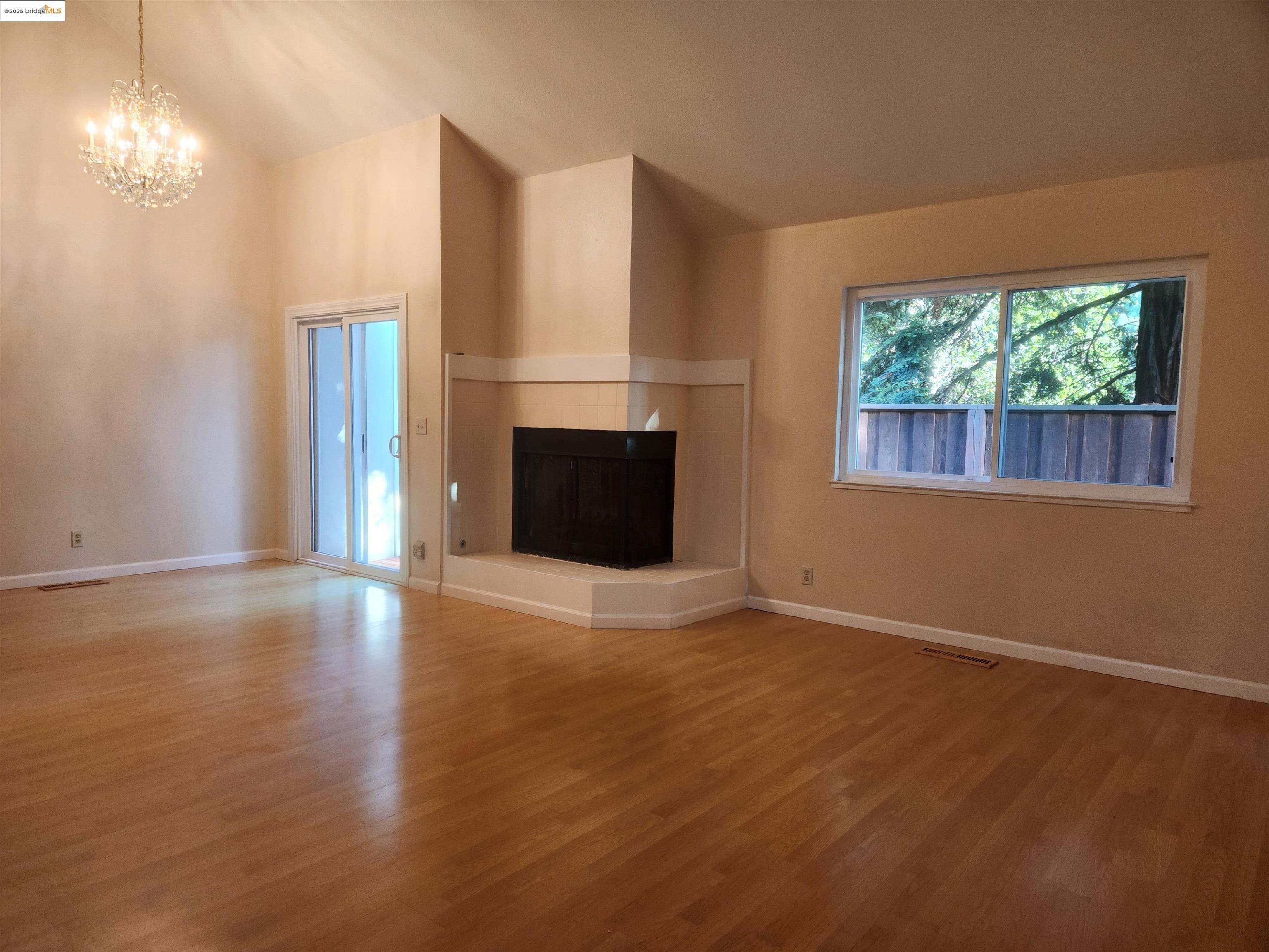 Photo #6: 41112710 Listing 