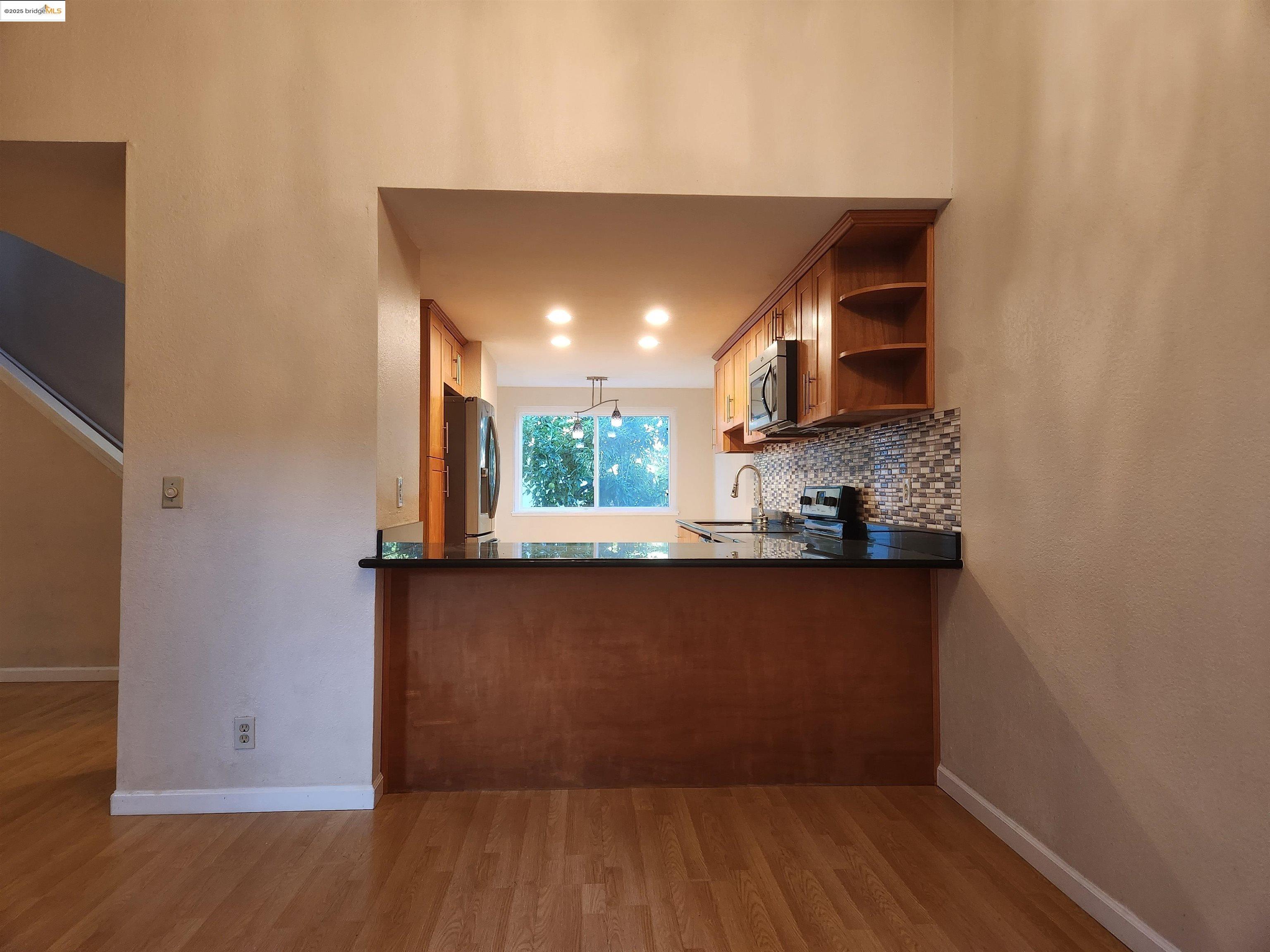 Photo #9: 41112710 Listing: Photo #9