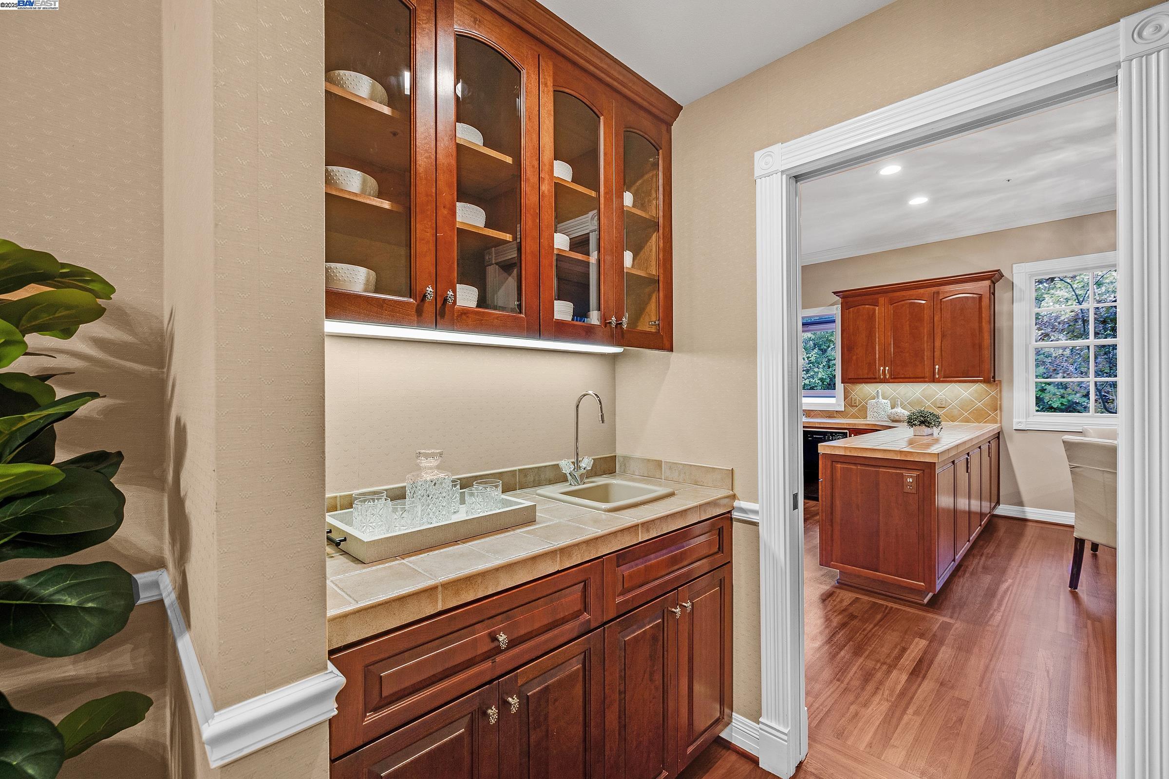 Detail Gallery Image 22 of 60 For 8281 Sassafras Ct, Pleasanton,  CA 94566 - 4 Beds | 3/1 Baths