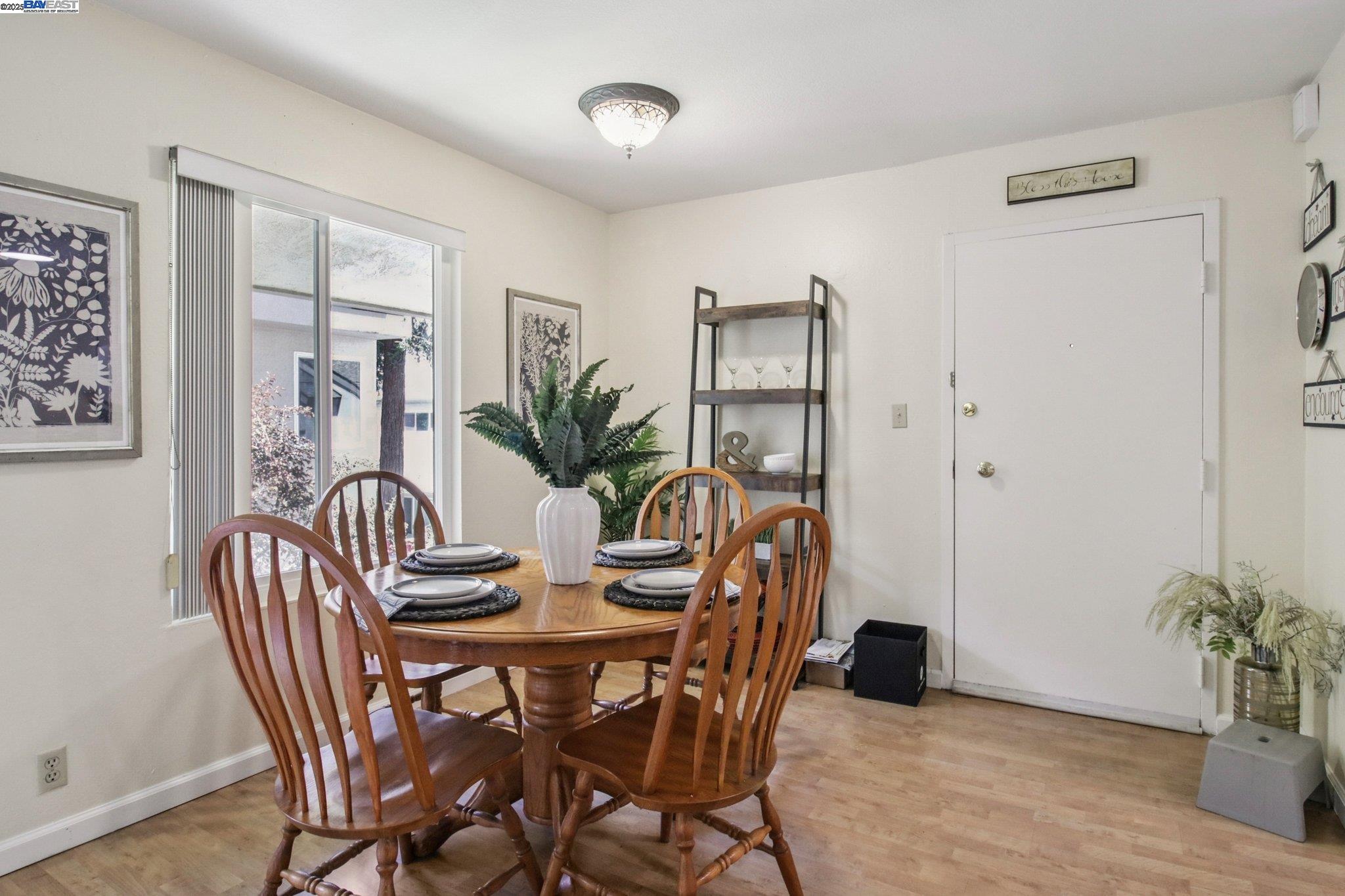 Photo #5: 41112723 Listing 