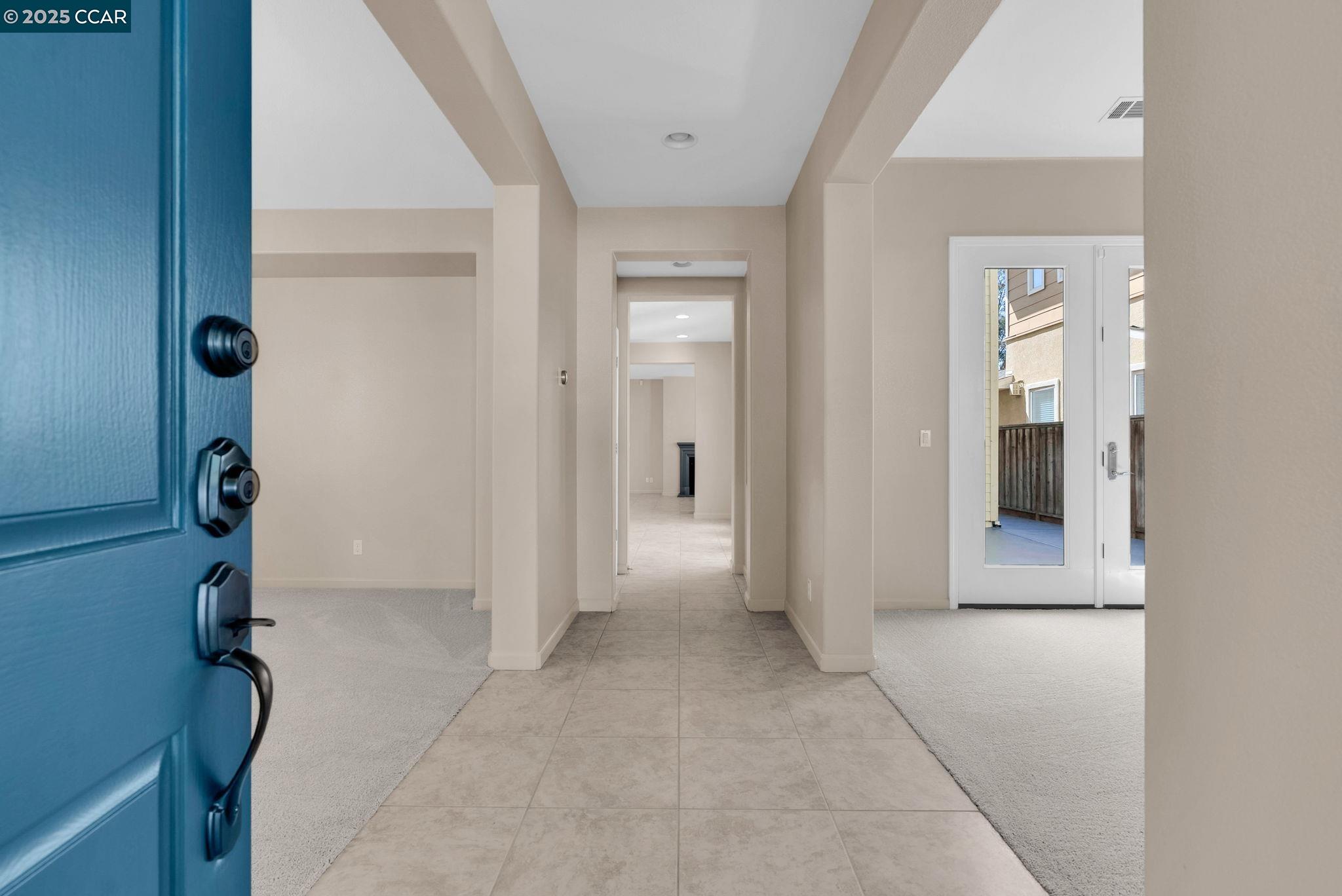 Detail Gallery Image 2 of 45 For 1051 Madrone Ave, Vallejo,  CA 94592 - 3 Beds | 2/1 Baths