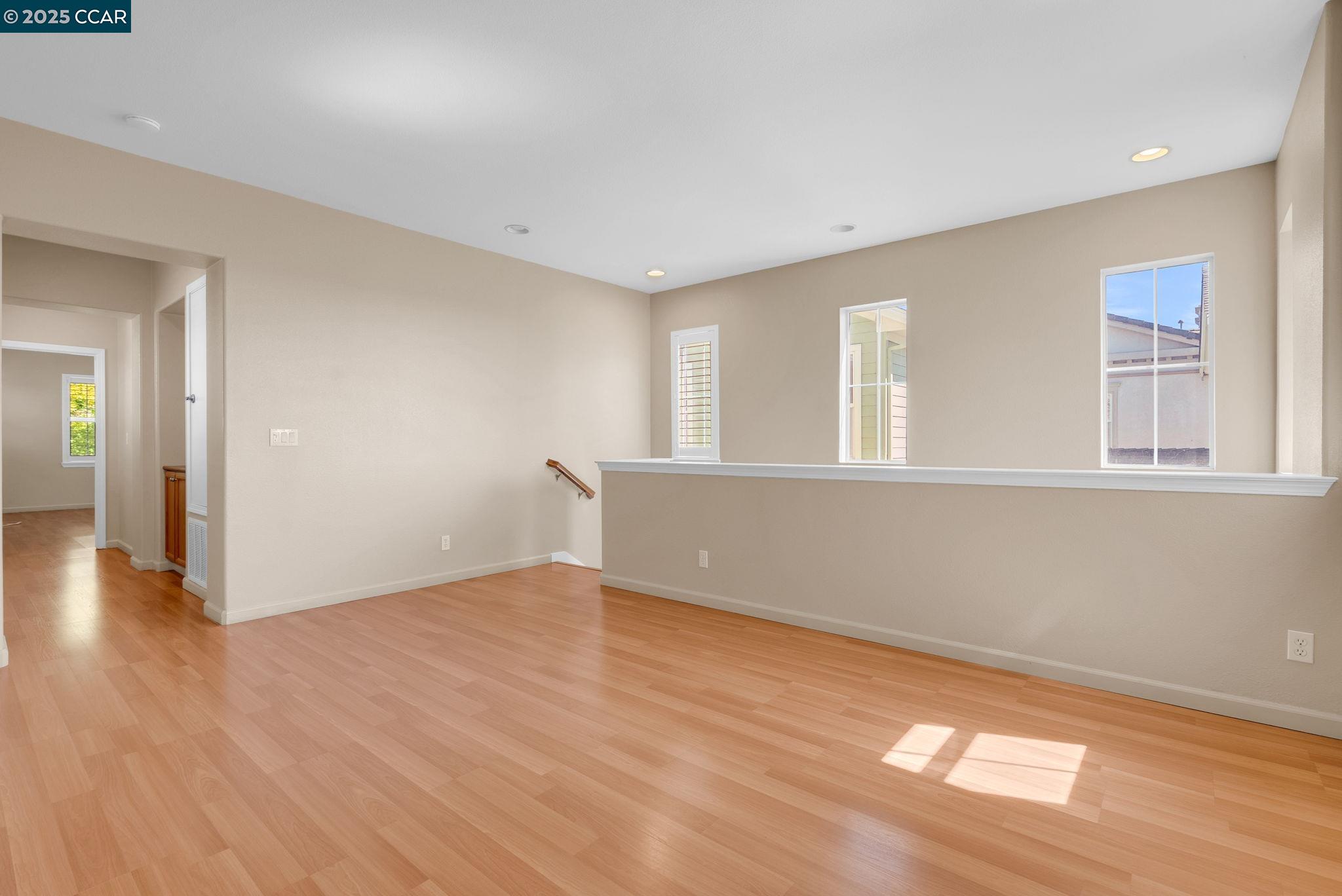Detail Gallery Image 22 of 45 For 1051 Madrone Ave, Vallejo,  CA 94592 - 3 Beds | 2/1 Baths