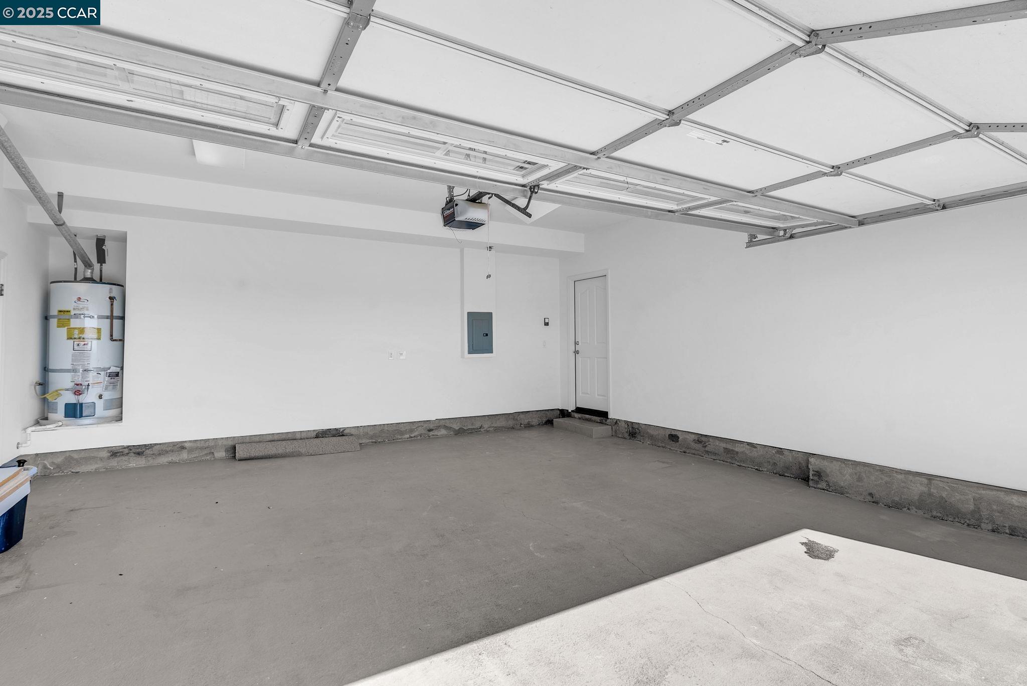 Detail Gallery Image 40 of 45 For 1051 Madrone Ave, Vallejo,  CA 94592 - 3 Beds | 2/1 Baths