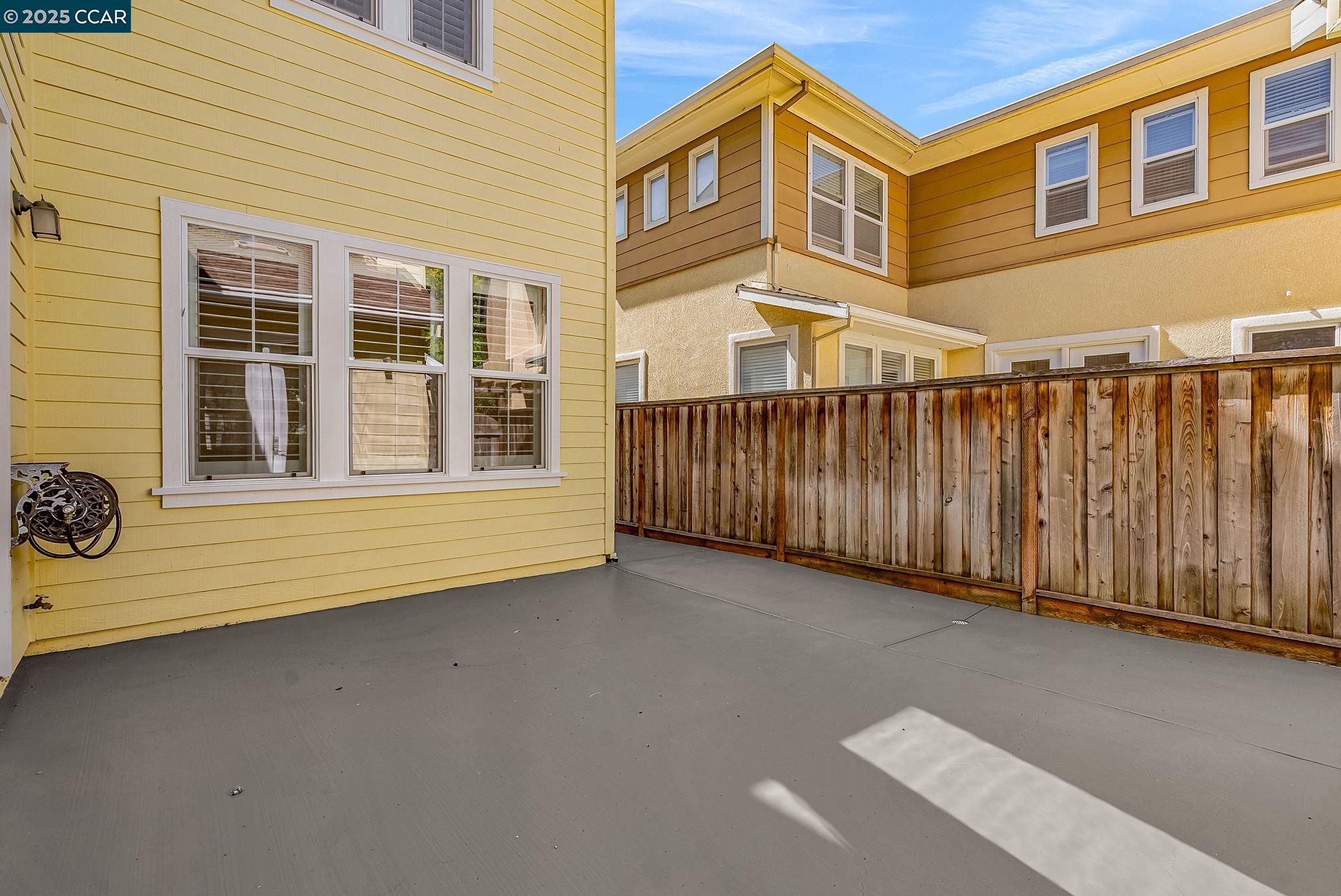 Detail Gallery Image 41 of 45 For 1051 Madrone Ave, Vallejo,  CA 94592 - 3 Beds | 2/1 Baths