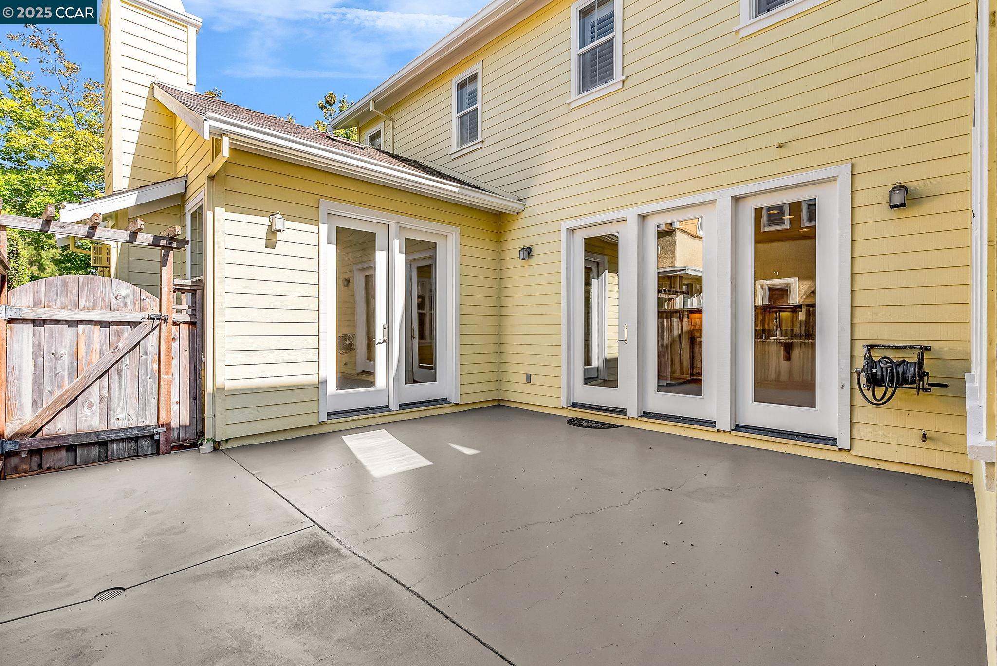 Detail Gallery Image 44 of 45 For 1051 Madrone Ave, Vallejo,  CA 94592 - 3 Beds | 2/1 Baths