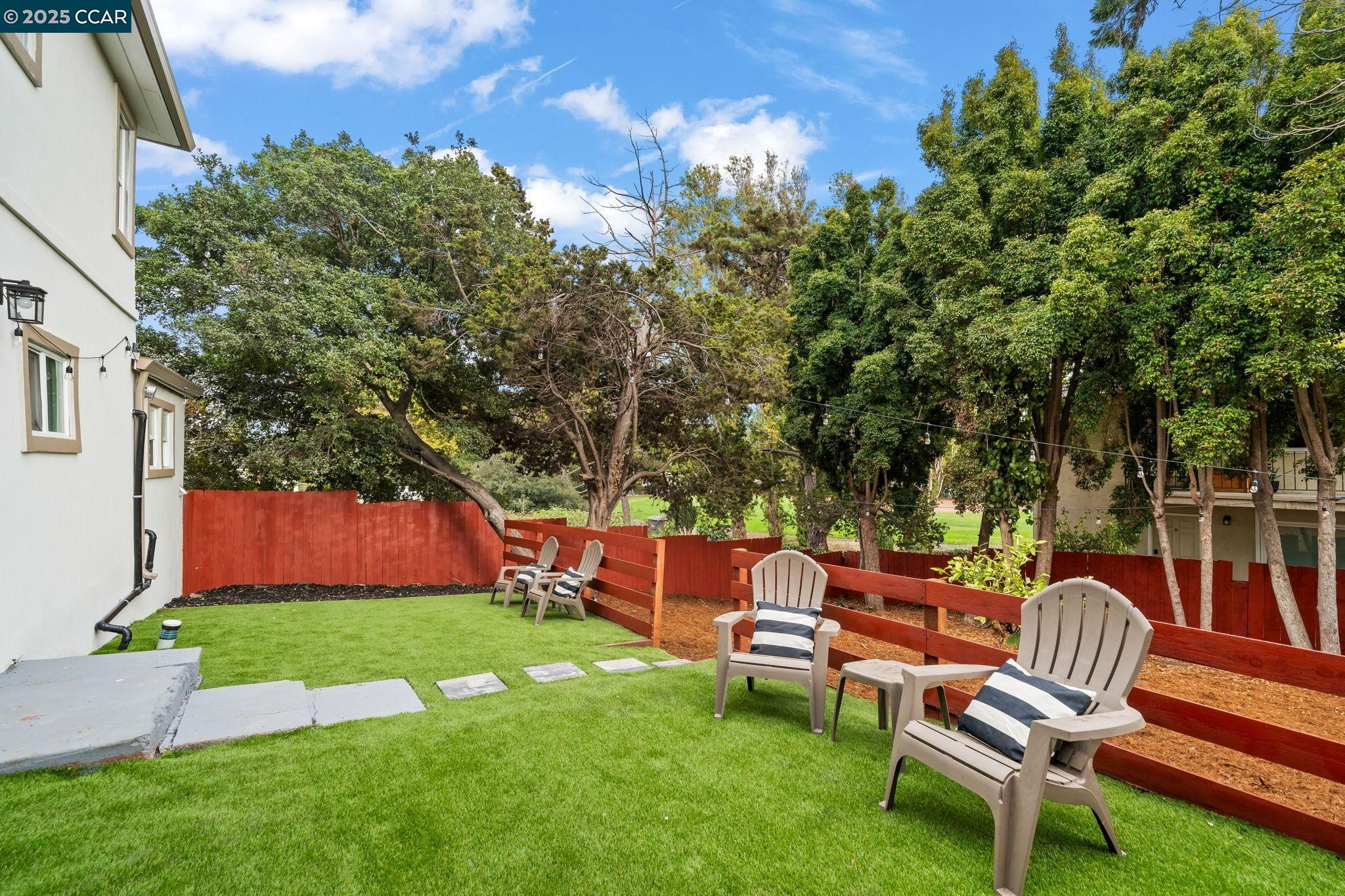 Detail Gallery Image 24 of 31 For 5720 El Dorado Ave, El Cerrito,  CA 94530 - 3 Beds | 2/1 Baths