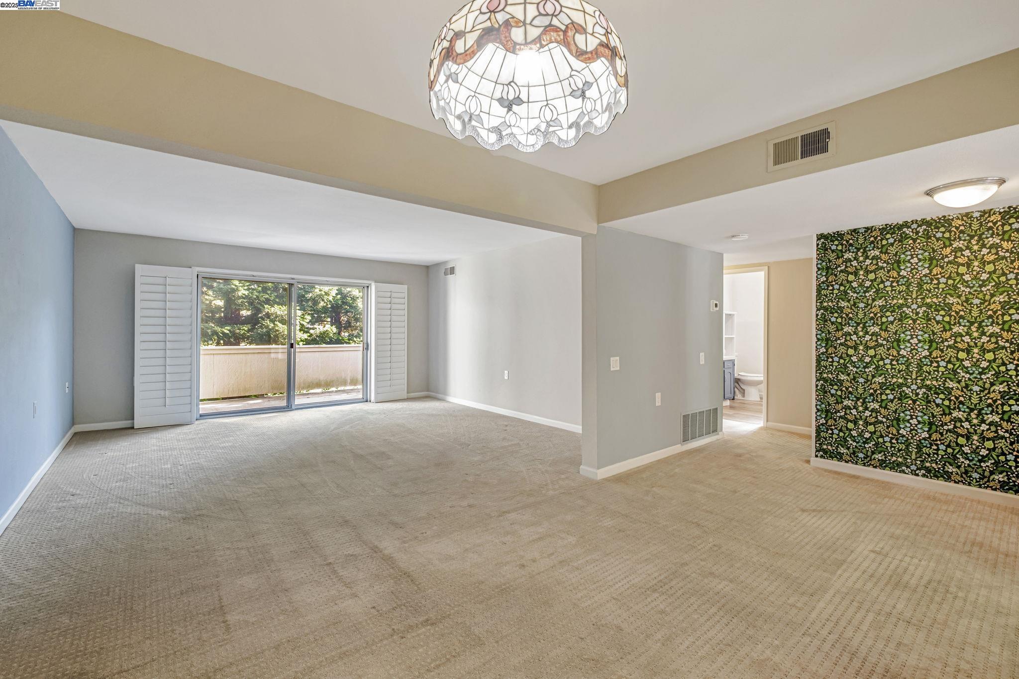 Photo #12: 41112747 Listing: Photo #12