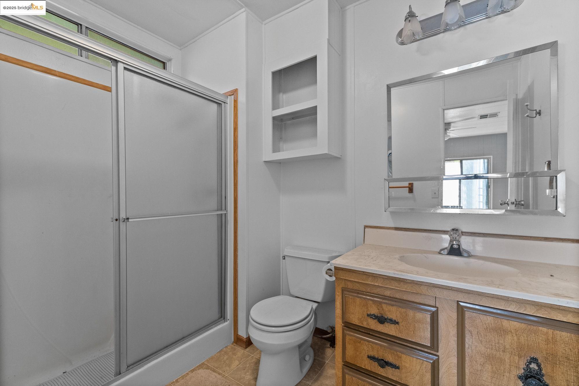 Detail Gallery Image 15 of 17 For 11185 Black Rd, Big Oak Flat,  CA 95305 - 3 Beds | 2 Baths