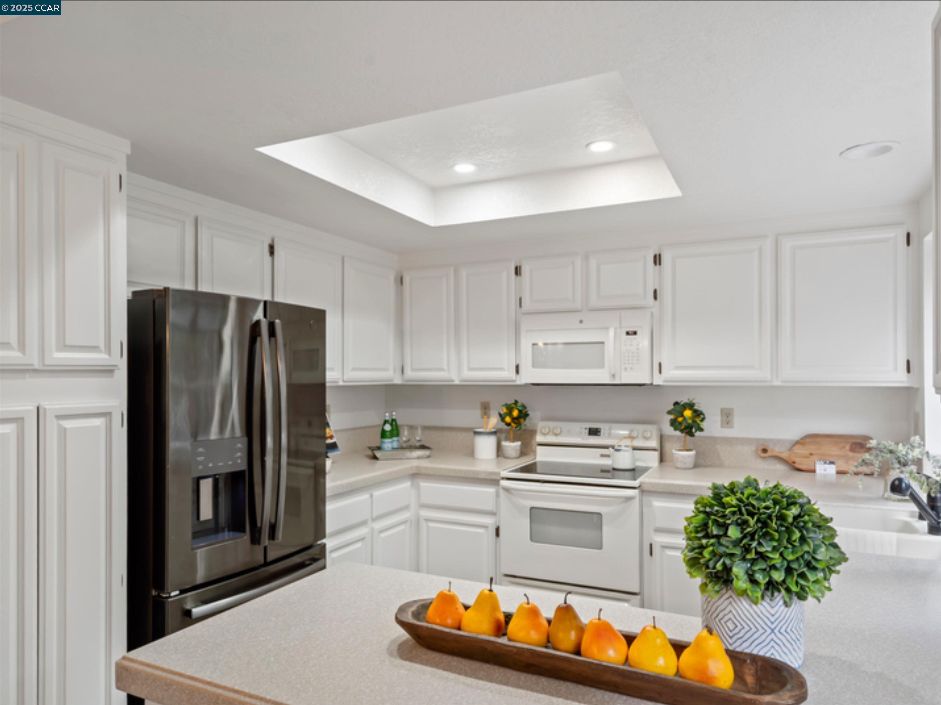 Photo #12: 41112762 Listing: Photo #12