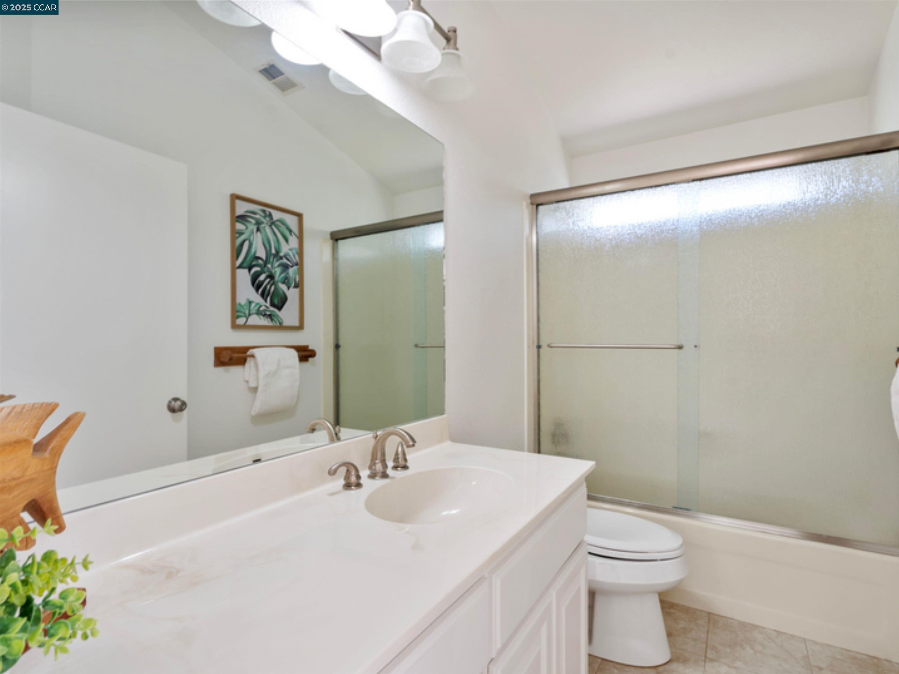 Photo #24: 41112762 Listing: Photo #24