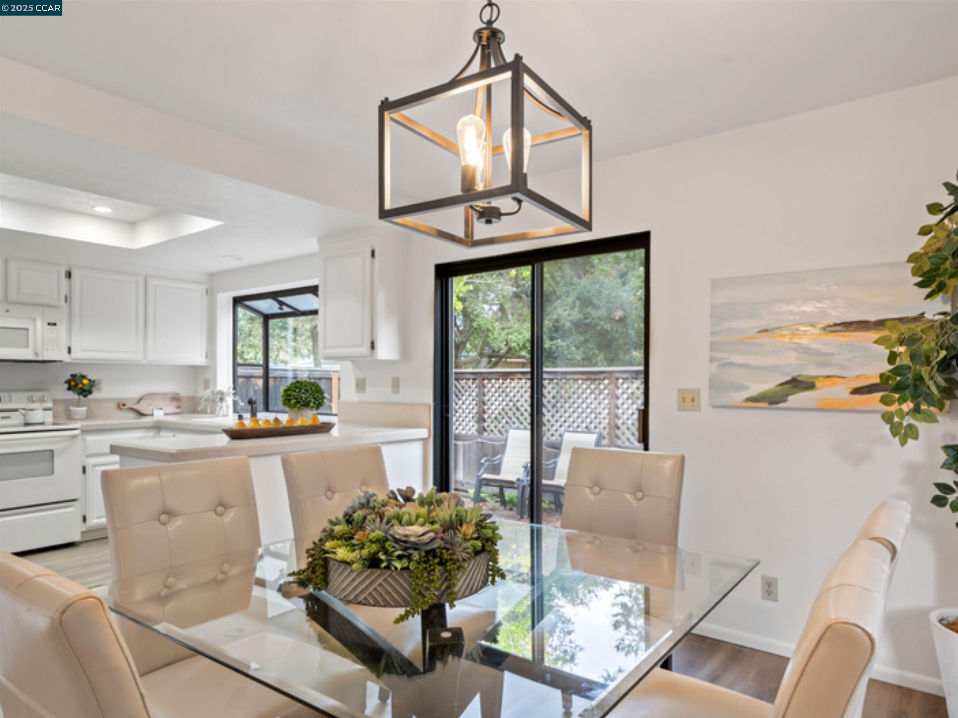Photo #10: 41112762 Listing: Photo #10